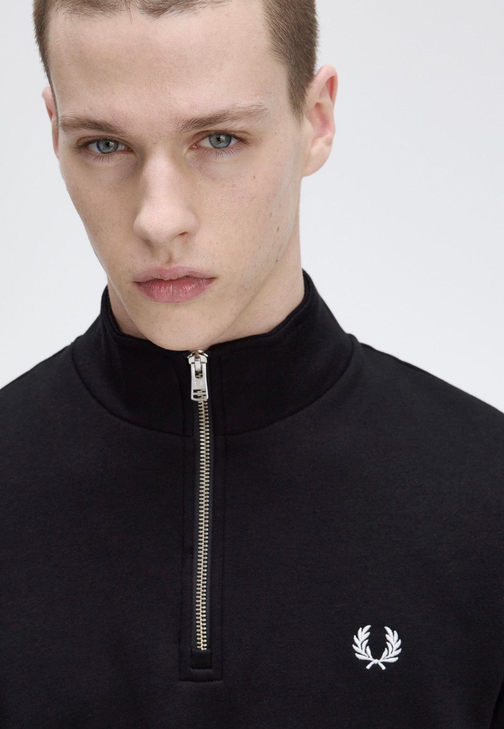 Fred Perry - Half Zip Black - Pullover | Men-Image