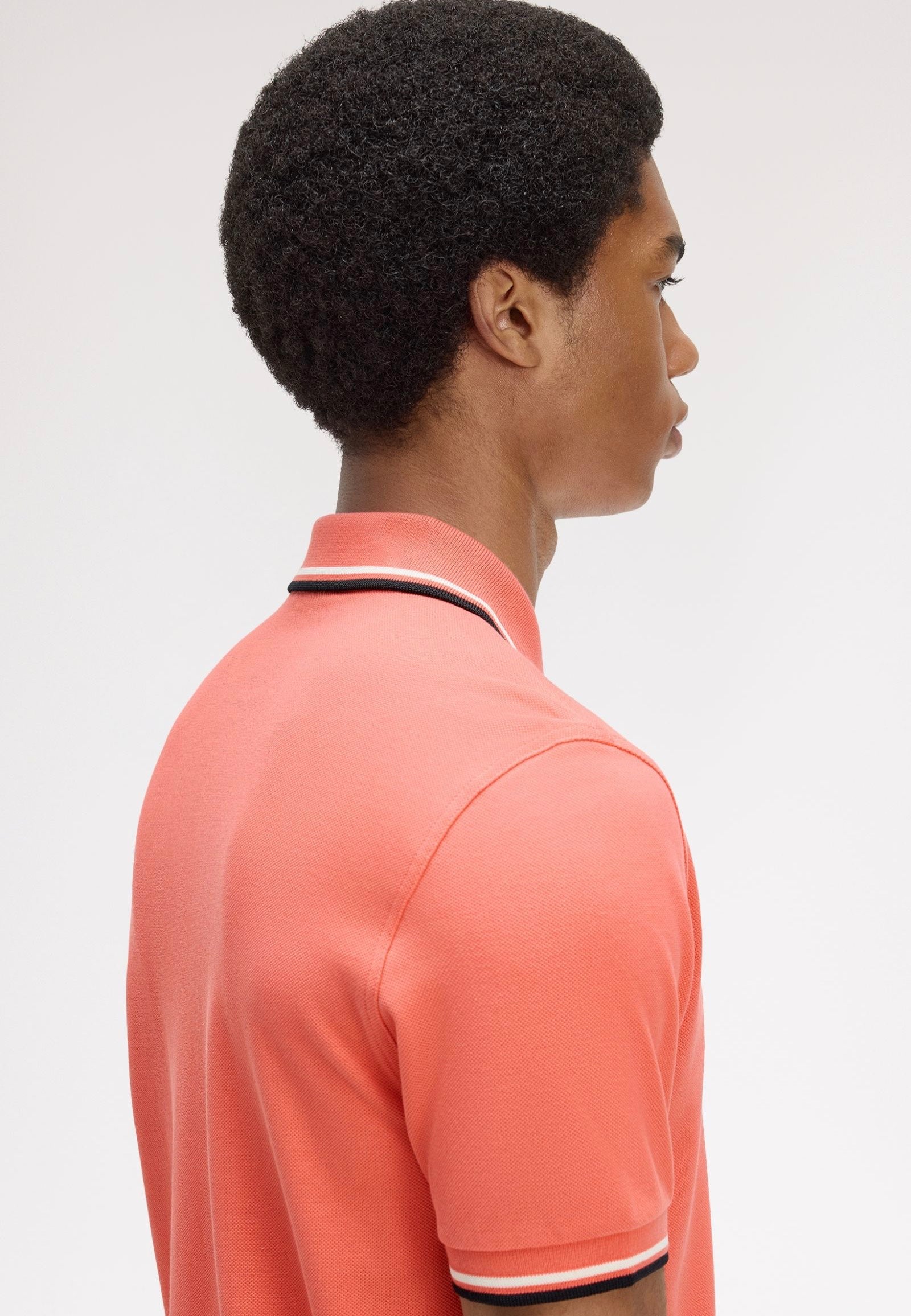 Fred Perry - Twin Tipped Strawberry Cream/Ecru/Black - Polo | Men-Image
