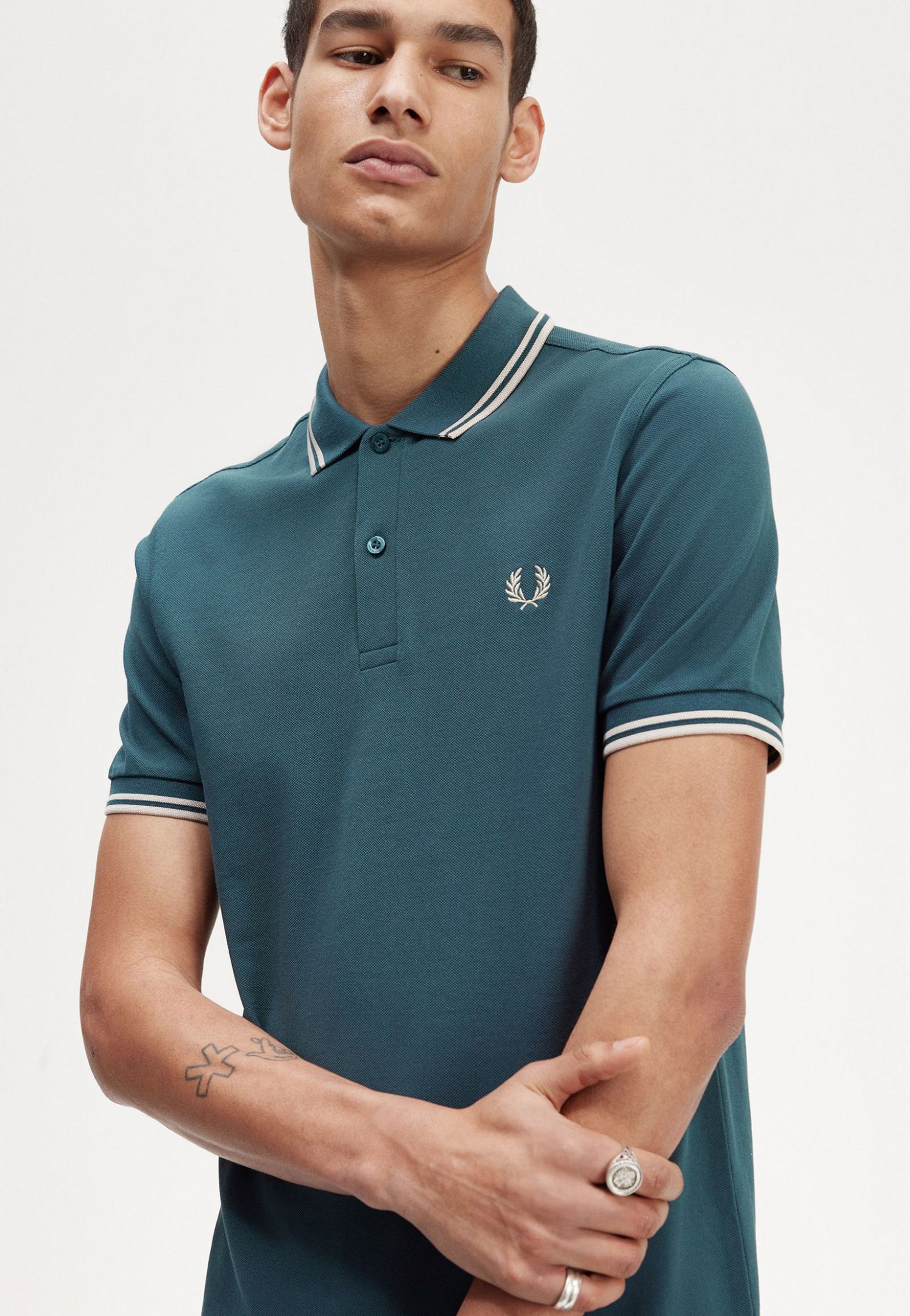 Fred Perry - Twin Tipped Petrol Blue - Polo | Men-Image
