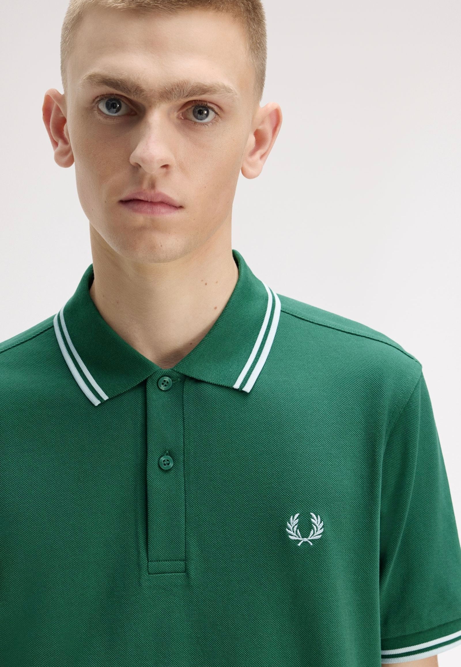 Fred Perry - Twin Tipped Sport Green/Light Ice/Light Ice - Polo | Men-Image