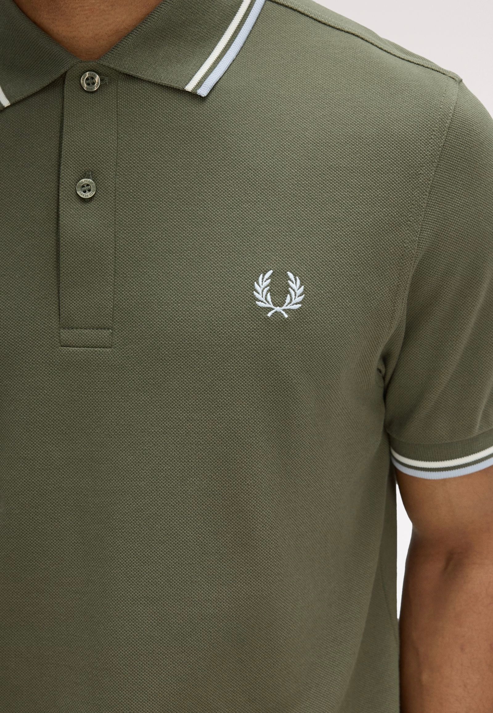 Fred Perry - Twin Tipped Laurel Wreath Green/Ecru/Dusky Blue - Polo | Men-Image