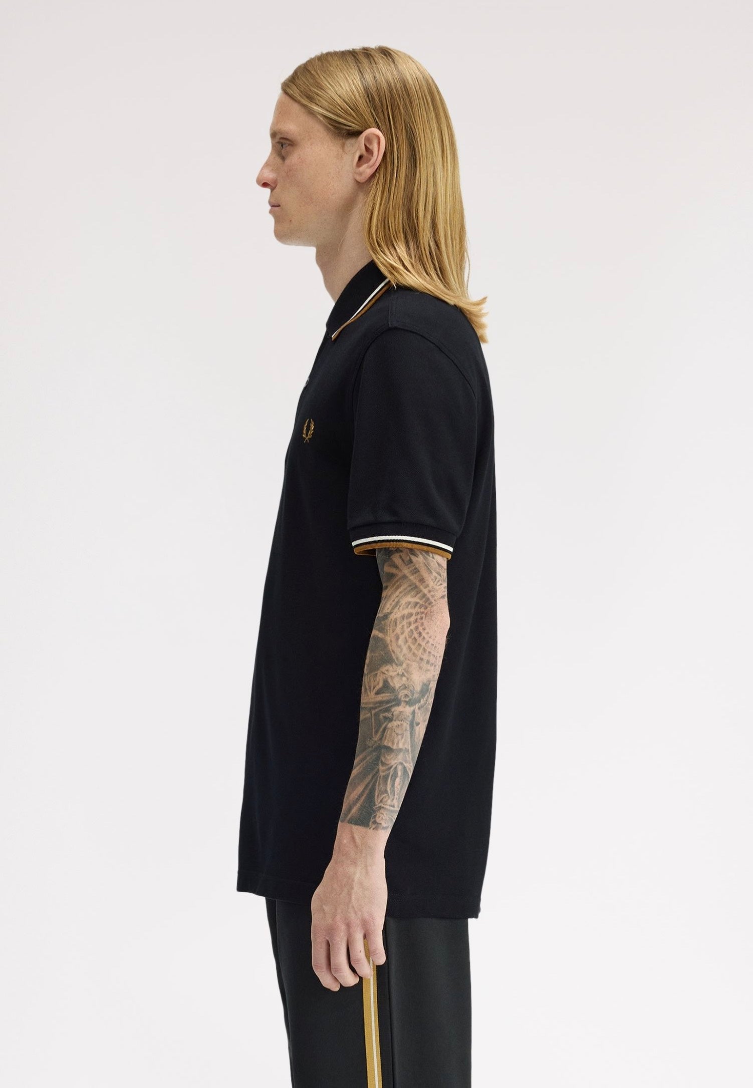 Fred Perry - Twin Tipped Black/Ecru/Dark Caramel - Polo | Men-Image