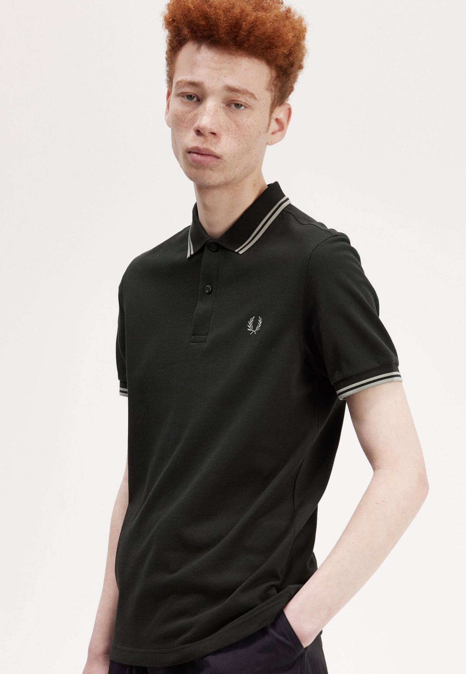 Fred Perry - Twin Tipped Night Green/Sea Grass - Polo | Men-Image