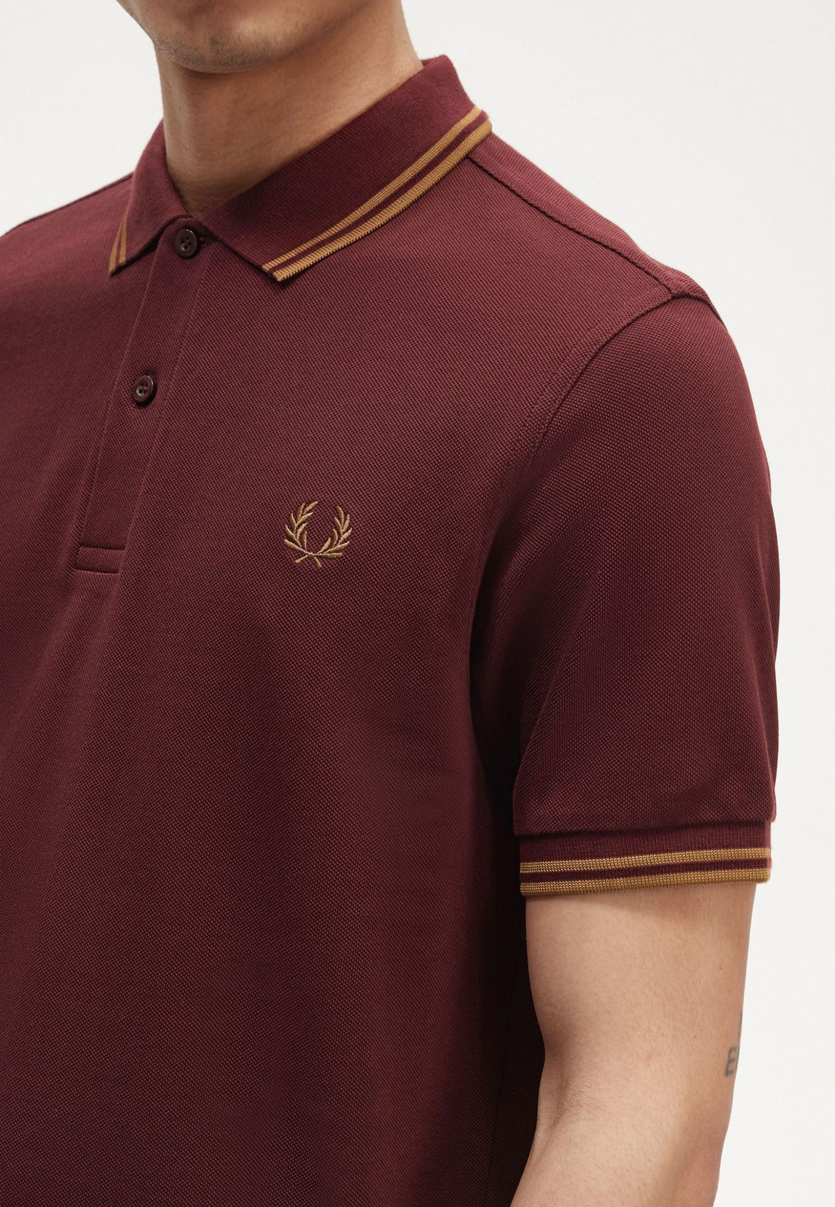 Fred Perry - Twin Tipped Oxblood/Shaded Stone - Polo | Men-Image