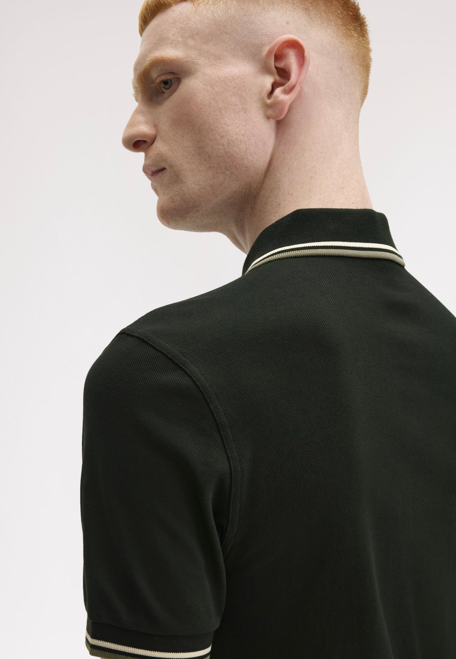 Fred Perry - Twin Tipped Night Green/Light Ecru/Olive Mint - Polo | Men-Image