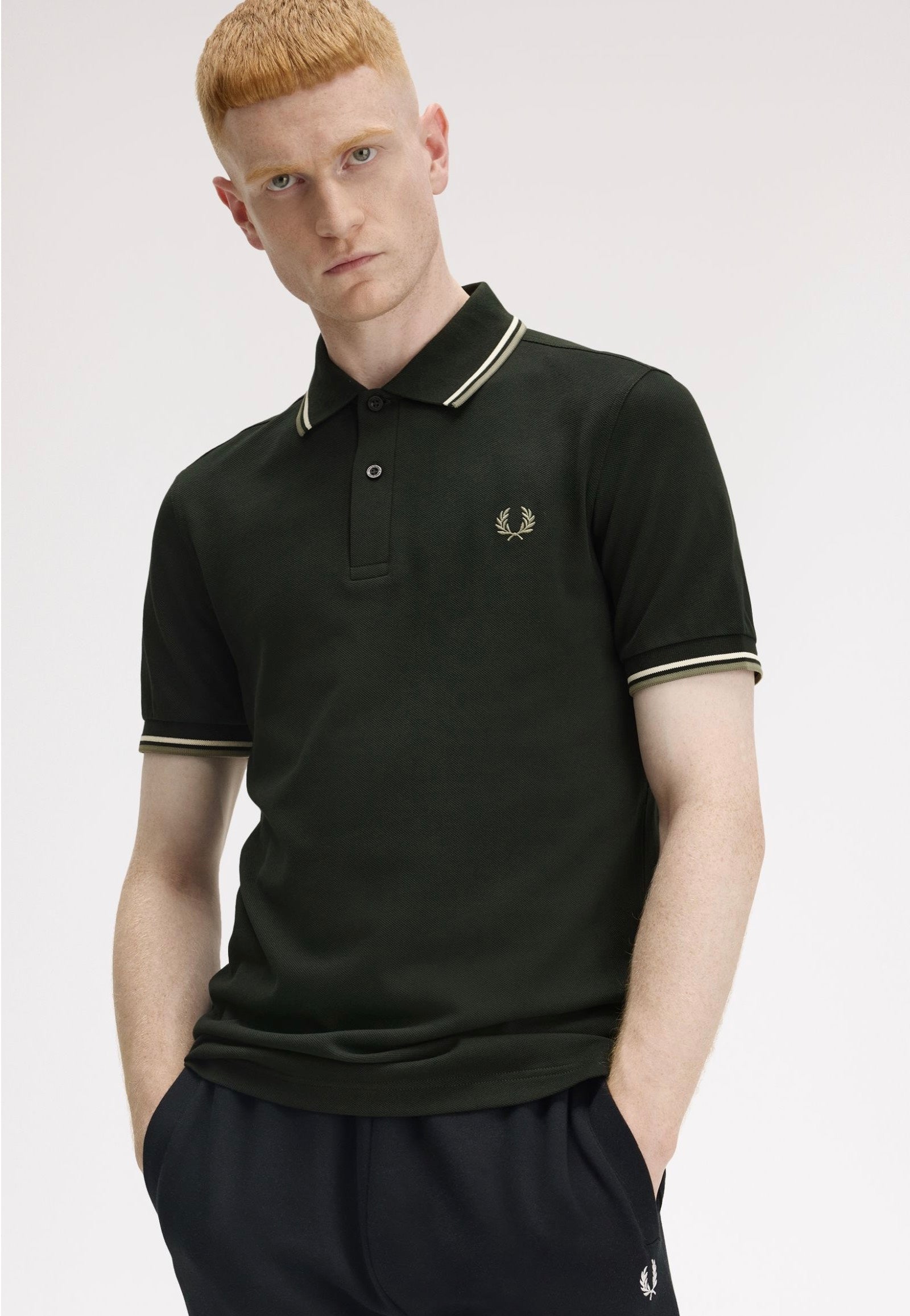 Fred Perry - Twin Tipped Night Green/Light Ecru/Olive Mint - Polo | Men-Image
