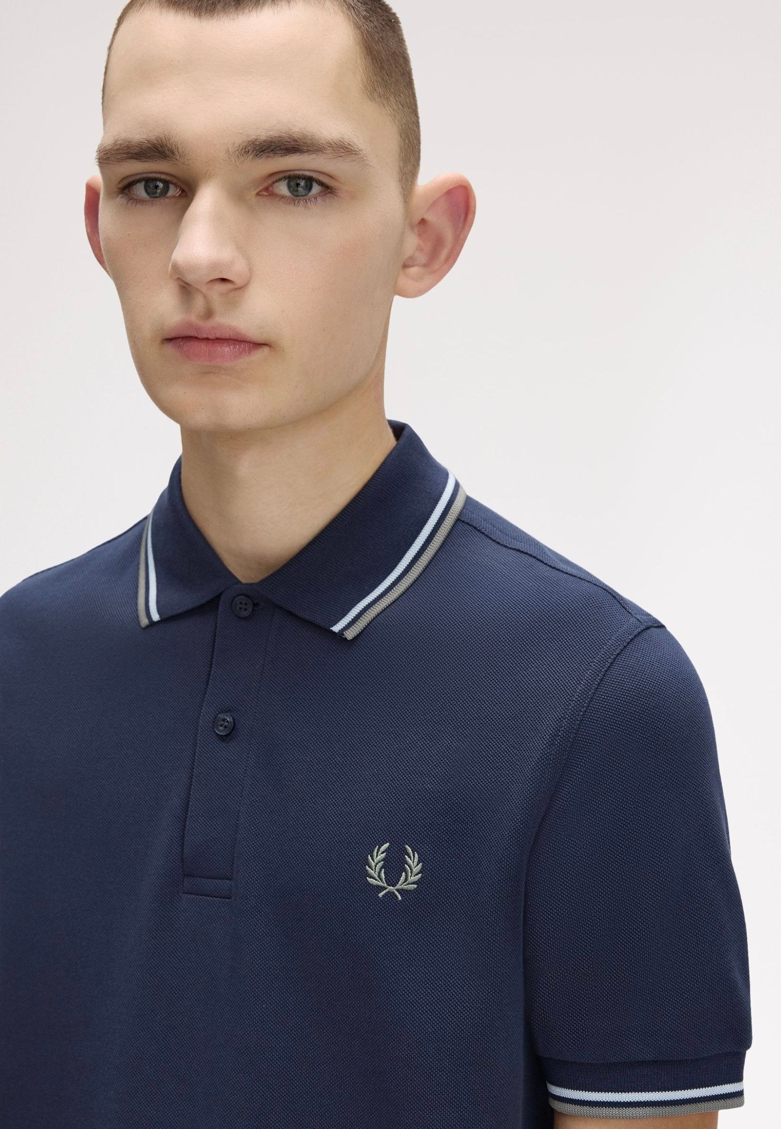 Fred Perry - Twin Tipped Dark Airforce/Light Ice/Bayleaf - Polo | Men-Image