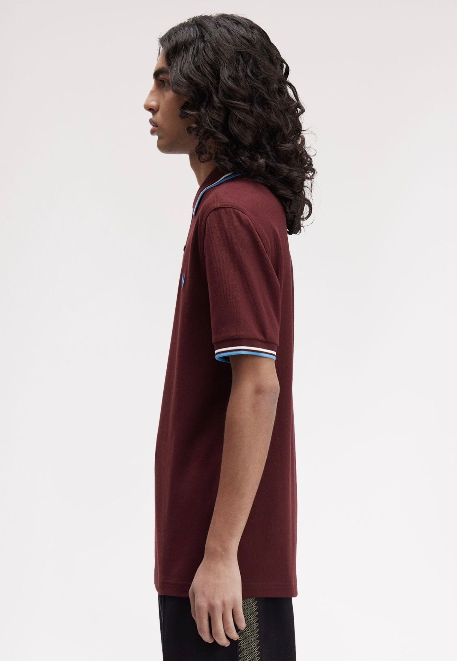 Fred Perry - Twin Tipped Oxblood/Ecru/Court Blue - Polo | Men-Image