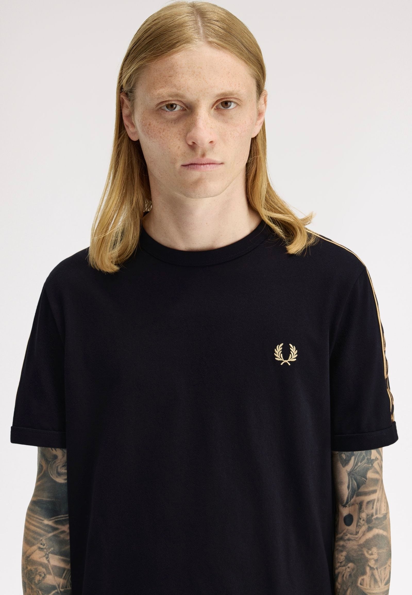 Fred Perry - Contrast Tape Ringer Black/Champagne - T-Shirt | Men-Image