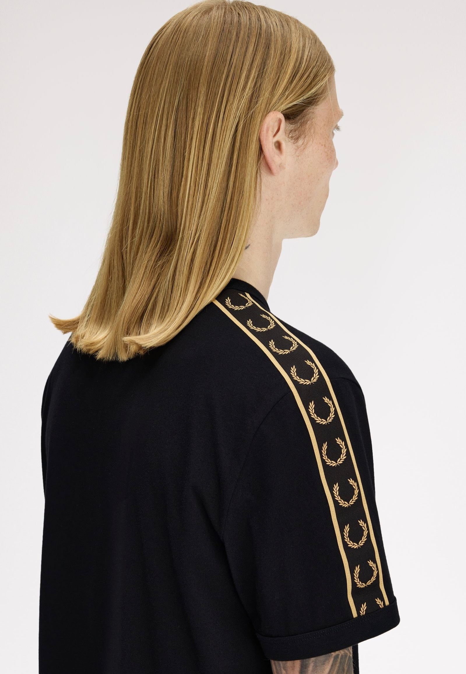 Fred Perry - Contrast Tape Ringer Black/Champagne - T-Shirt | Men-Image