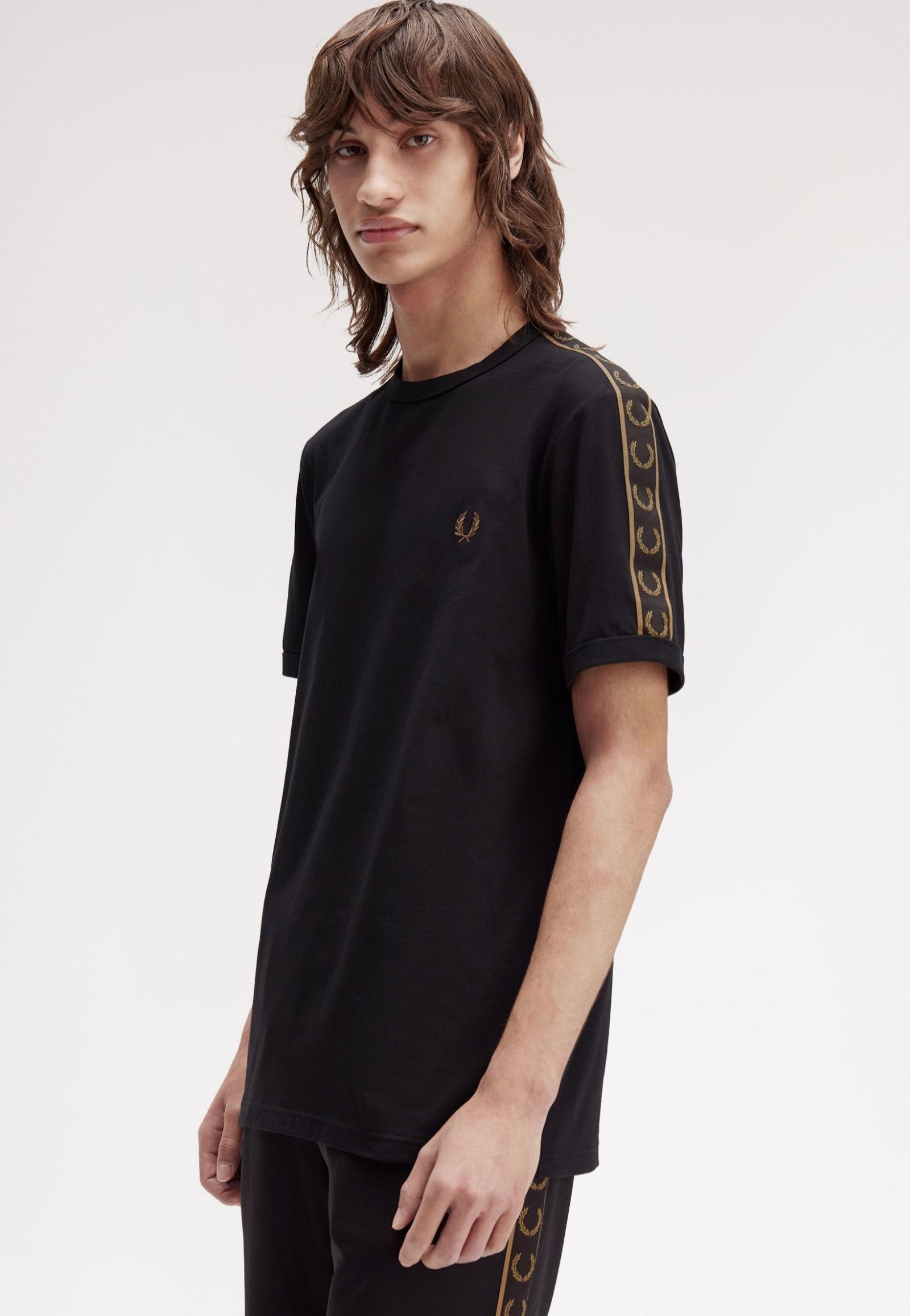 Fred Perry - Contrast Tape Ringer Black/Shadedstone - T-Shirt | Men-Image
