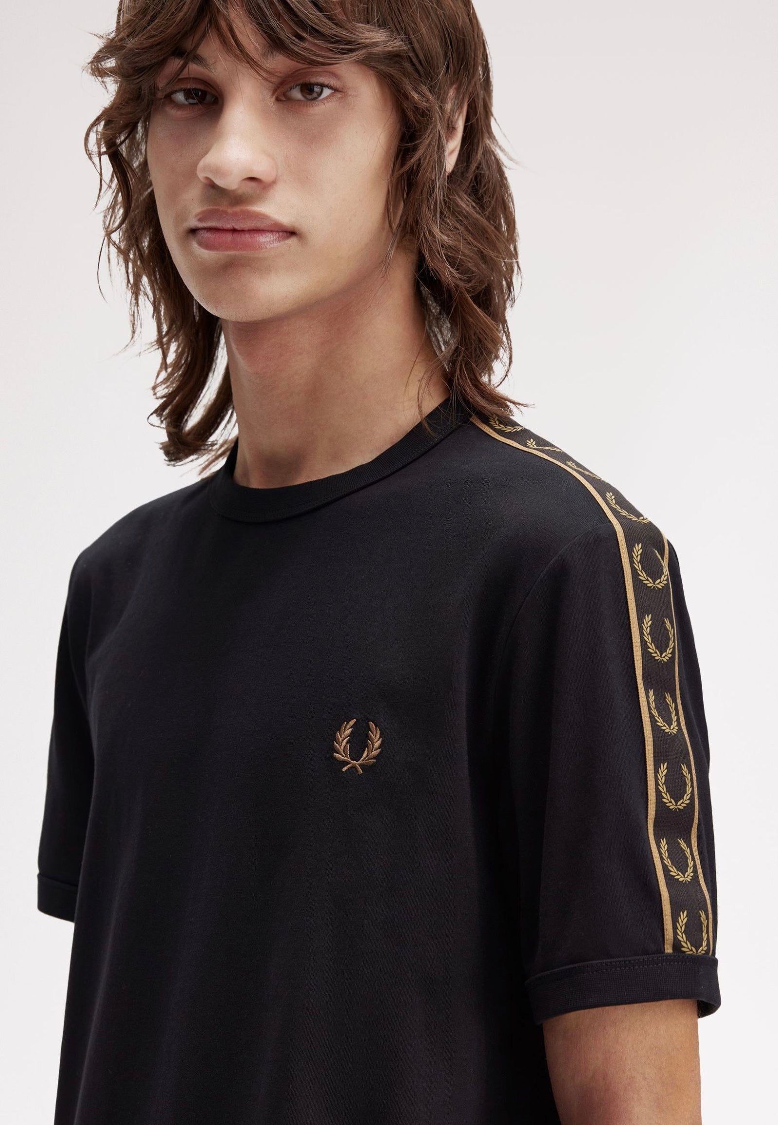 Fred Perry - Contrast Tape Ringer Black/Shadedstone - T-Shirt | Men-Image