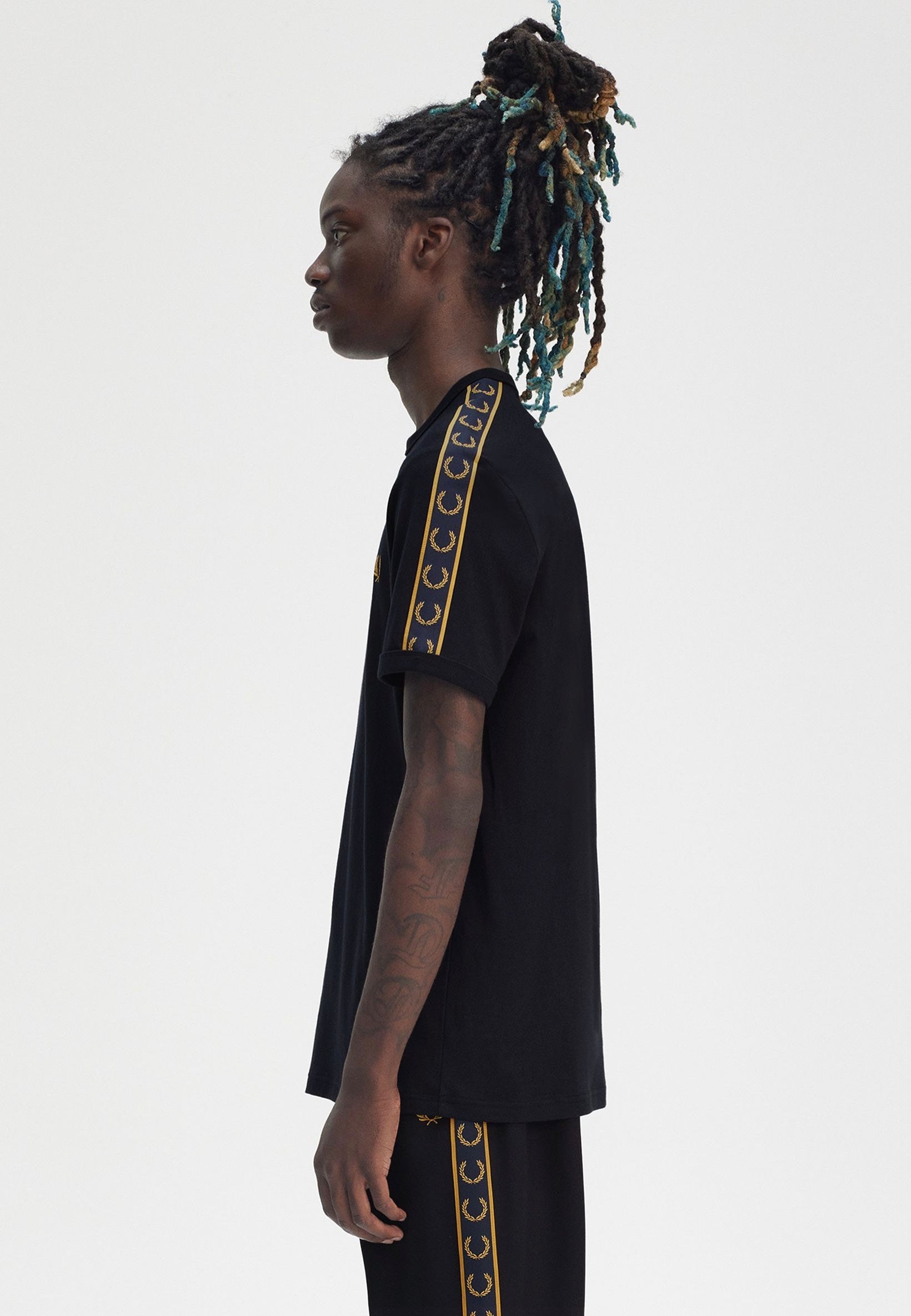 Fred Perry - Contrast Tape Ringer Navy/Honeycomb - T-Shirt | Men-Image