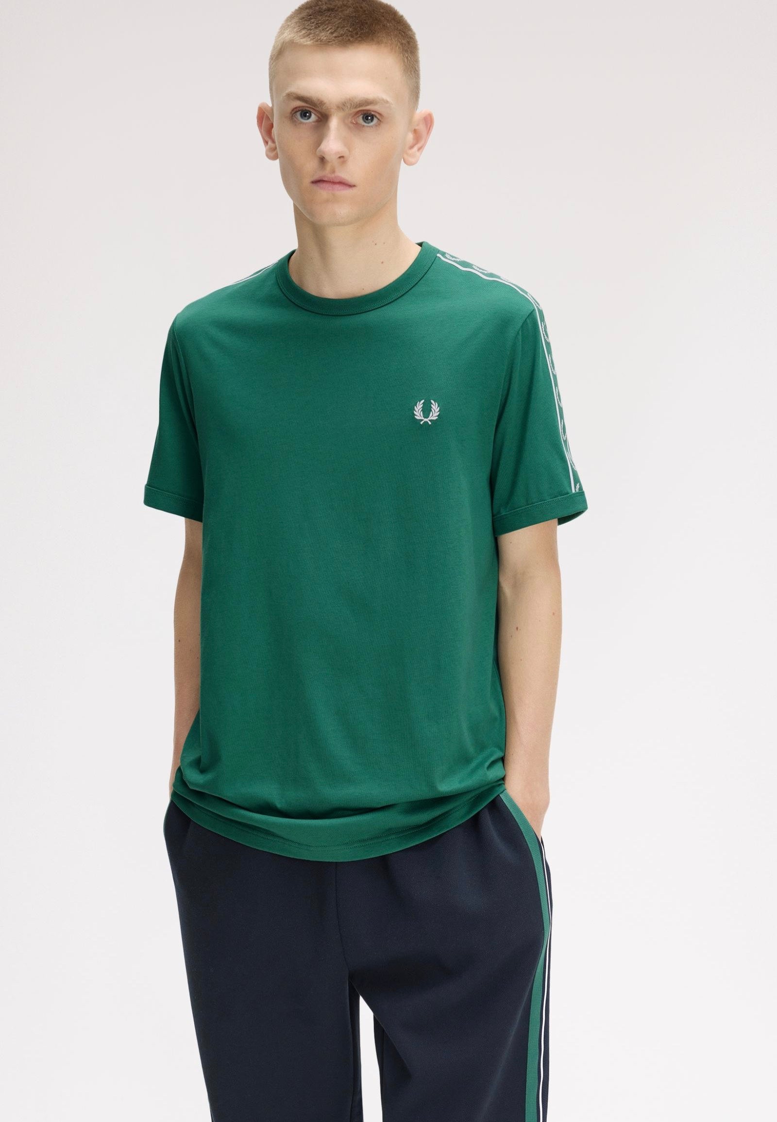 Fred Perry - Contrast Tape Ringer Sport Green - T-Shirt | Men-Image