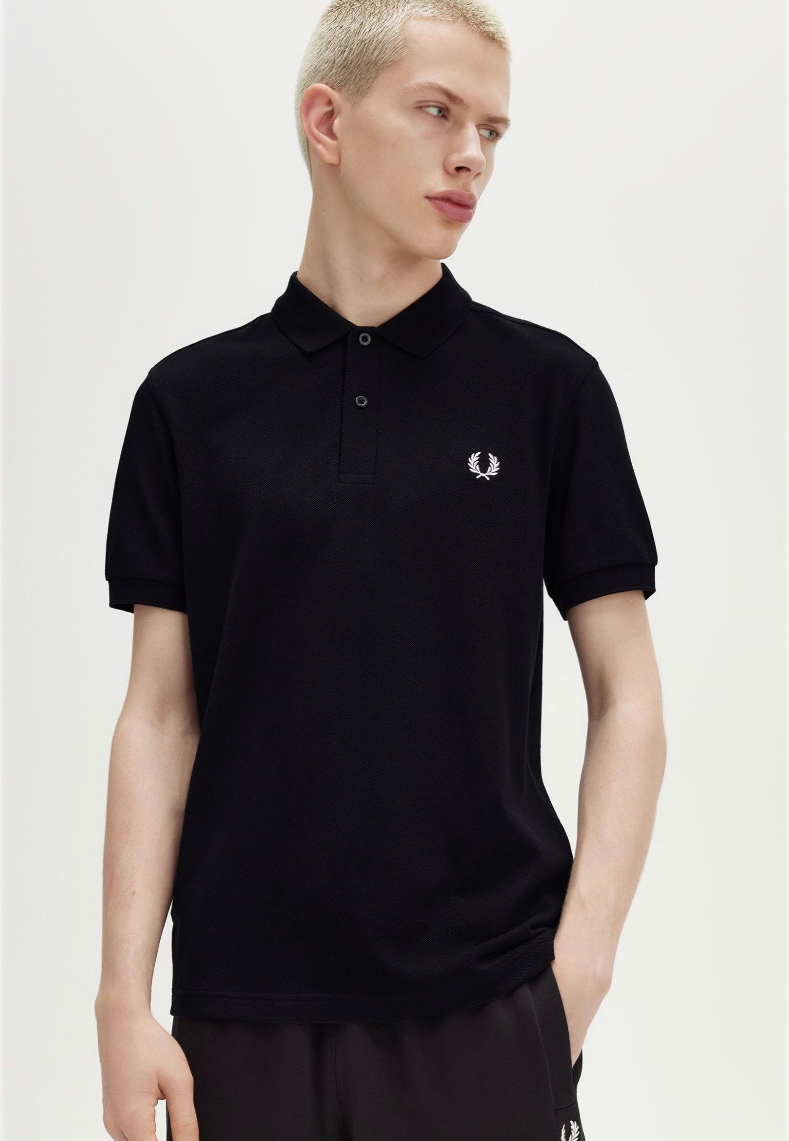 Fred Perry - Plain Black/Snow White - Polo | Men-Image