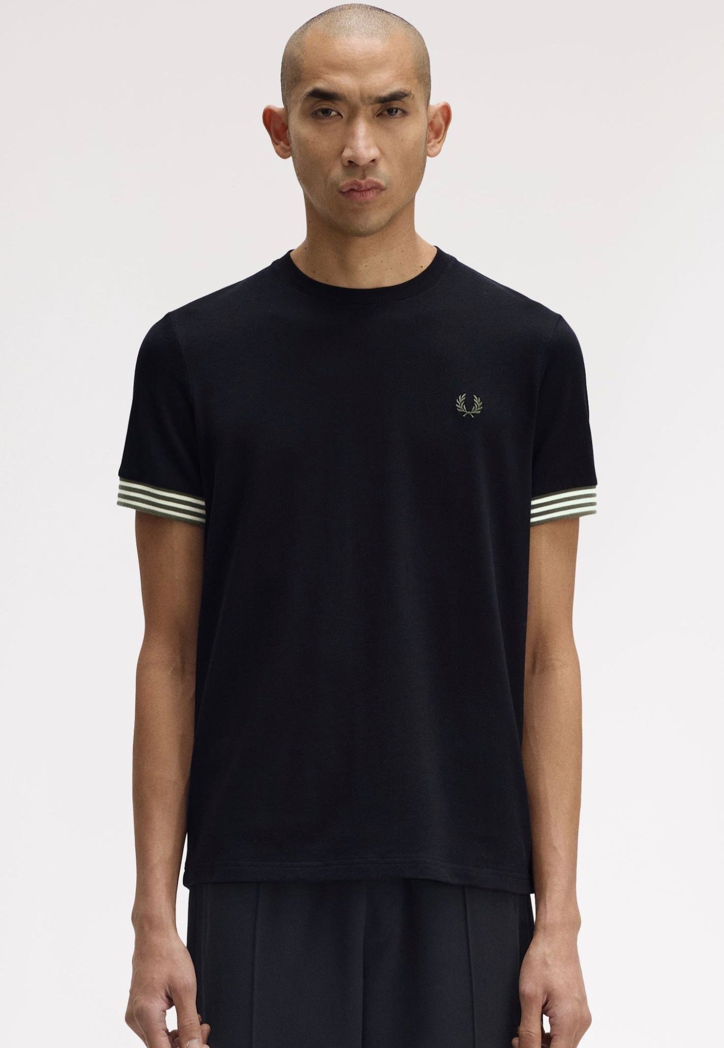 Fred Perry - Striped Cuff T-Black - T-Shirt | Men-Image