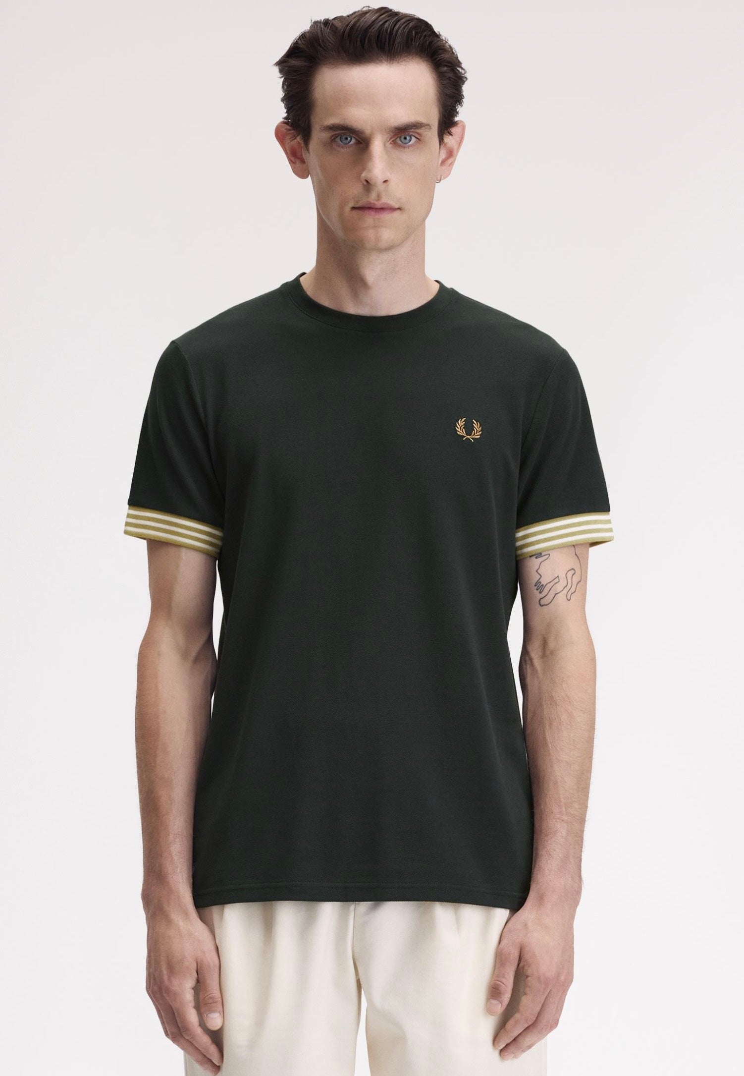Fred Perry - Striped Cuff Night Green - T-Shirt | Men-Image