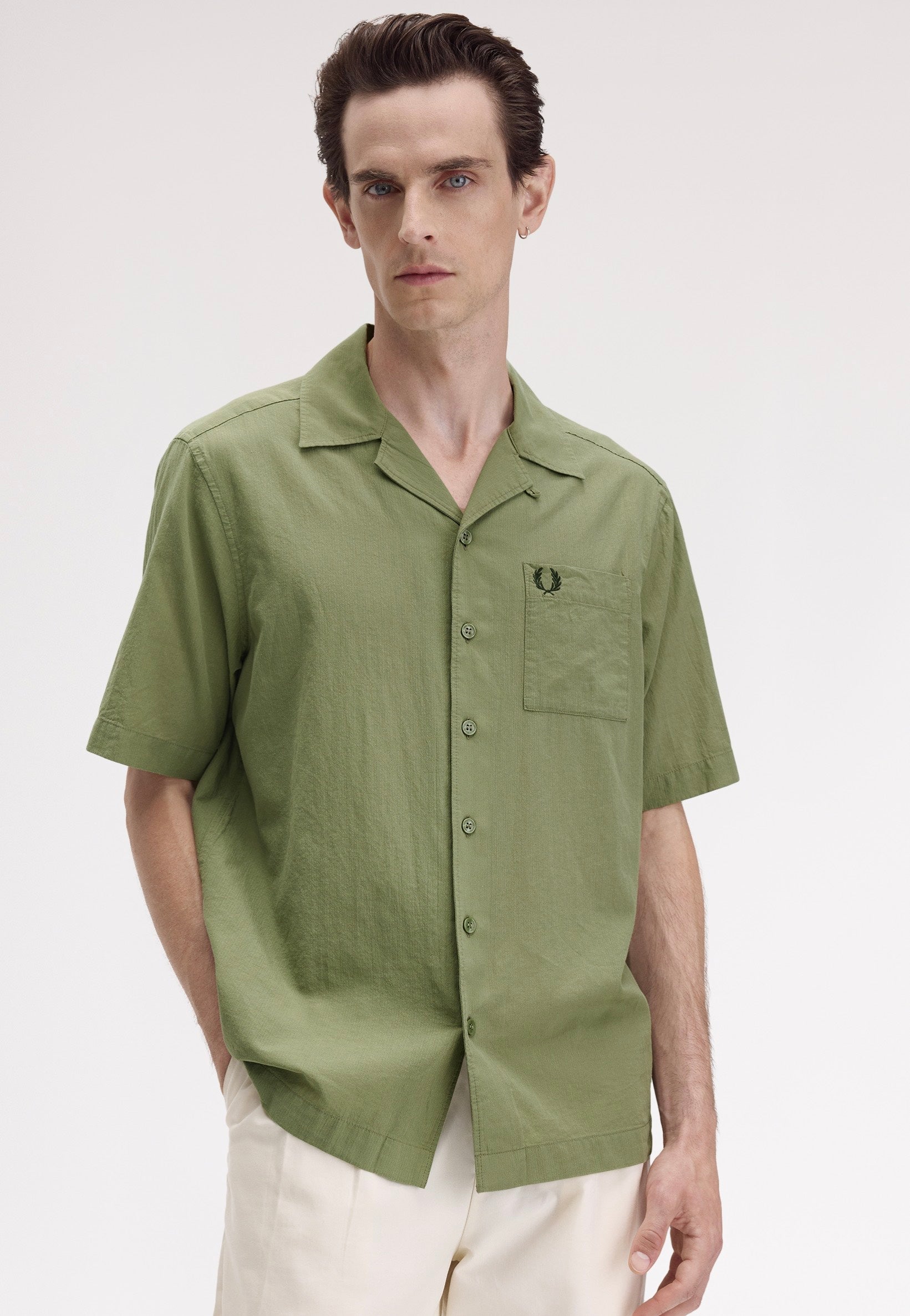 Fred Perry - Lightweight Texture Revere Collar Olive Mint - Shirt | Men-Image