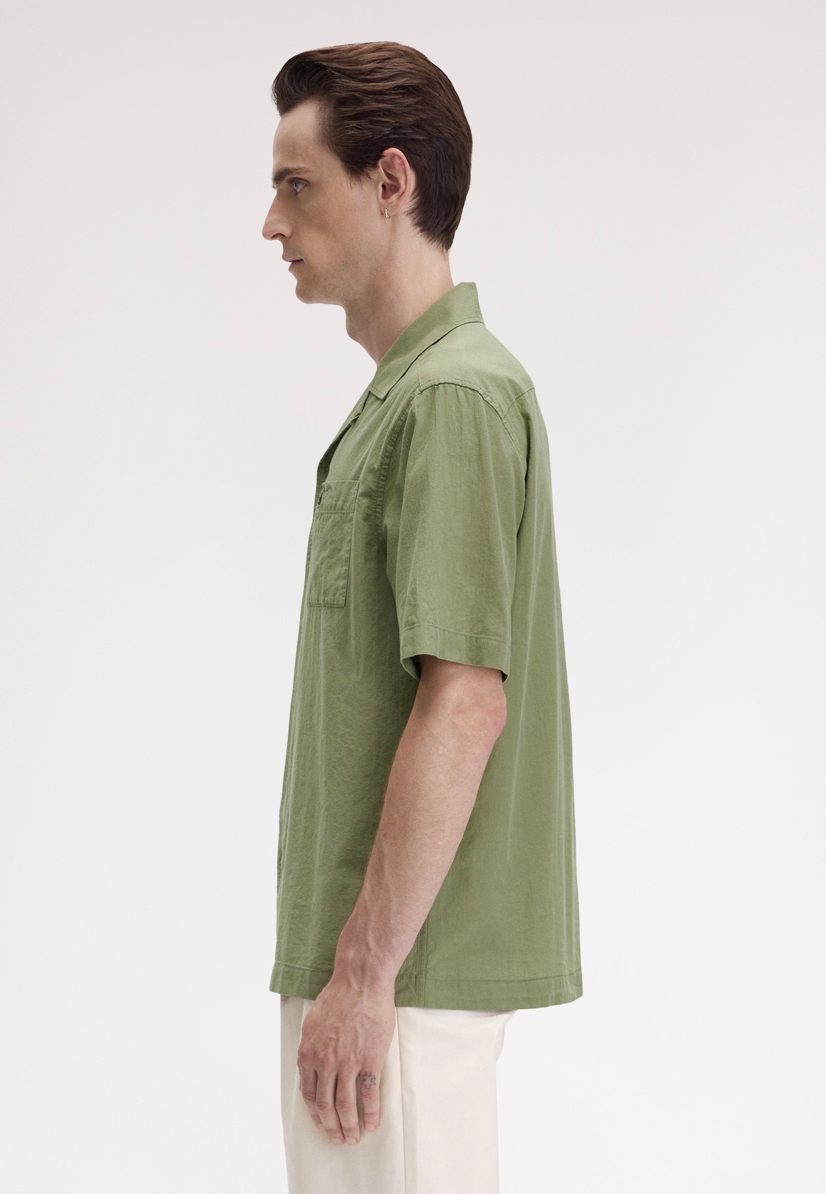 Fred Perry - Lightweight Texture Revere Collar Olive Mint - Shirt | Men-Image