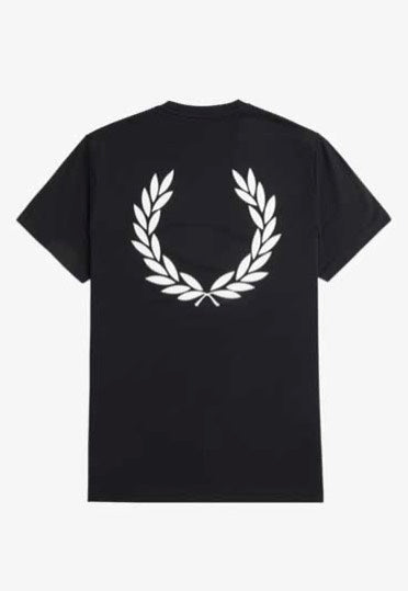 FRED PERRY◆Rear Powder ブラックローレルTシャツ 関税送料込 Fred Perry - Rear Powder Laurel Graphic Black - T-Shirt