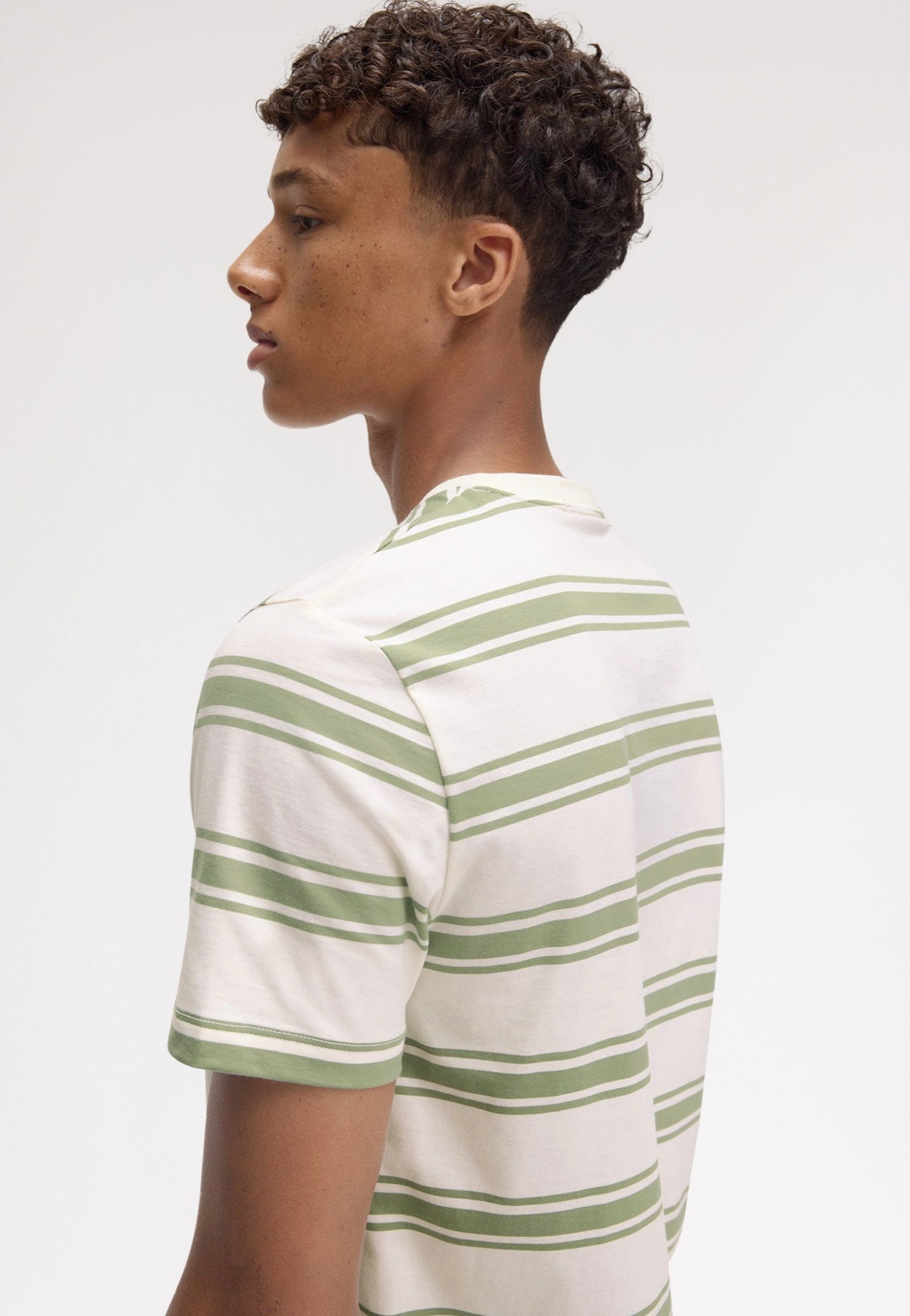Fred Perry - Fine Stripe Light Ecru - T-Shirt | Men-Image