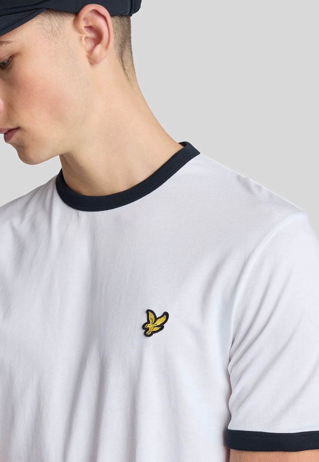 Lyle & Scott - Ringer White/Dark Navy - T-Shirt | Men-Image