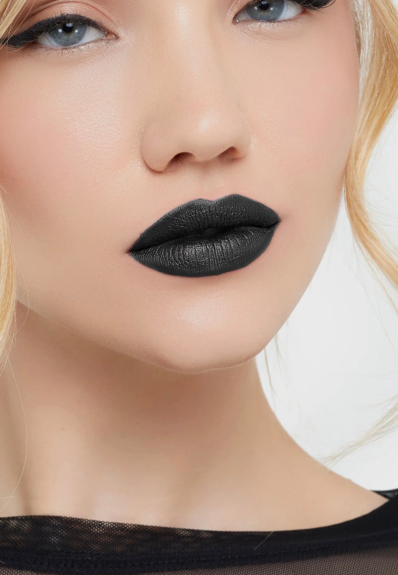 Killstar - Metallic Grip Liquid Chalice - Lipstick | Neutral-Image
