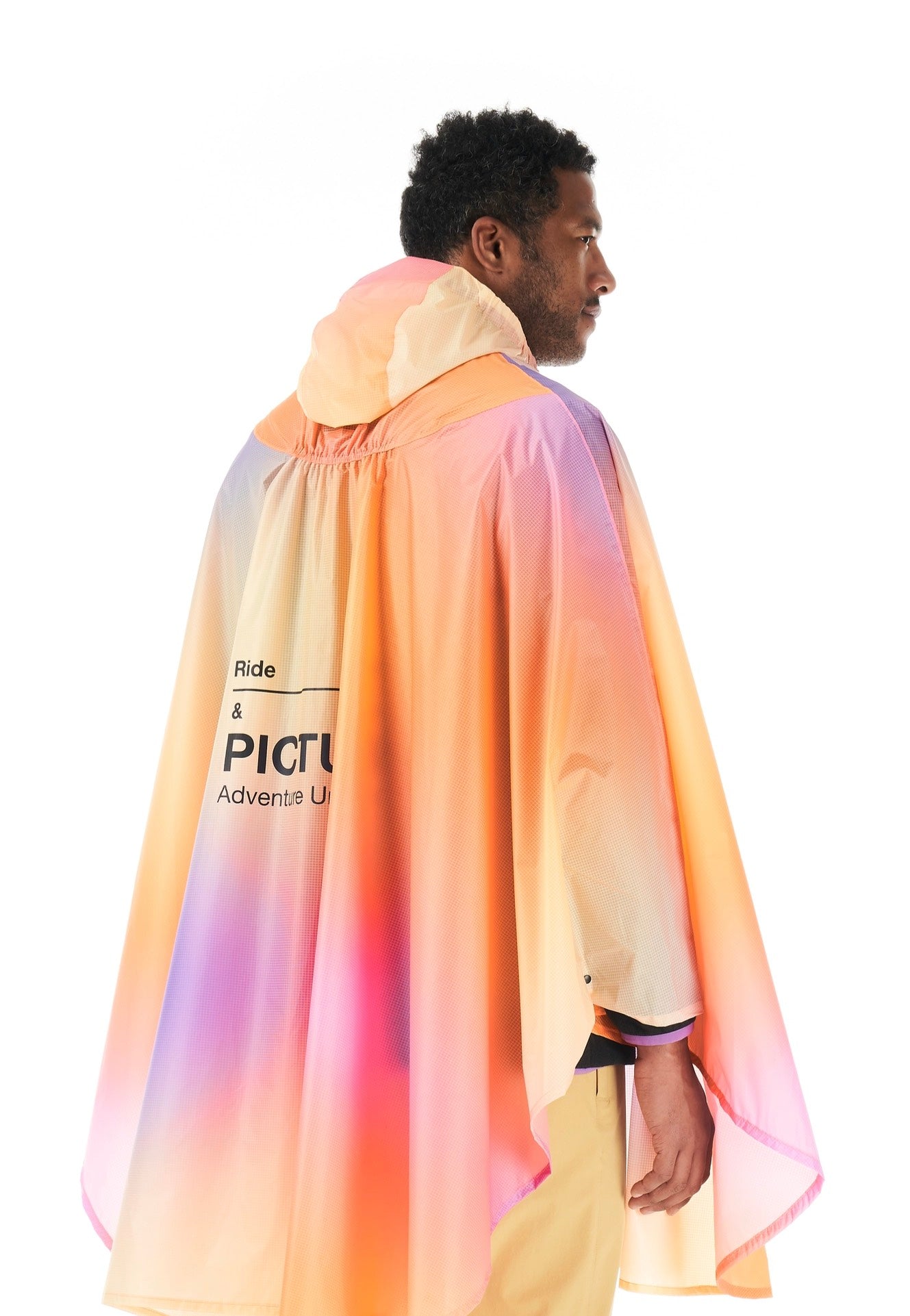 Picture - Eyasi Gradient Print - Poncho | Men-Image