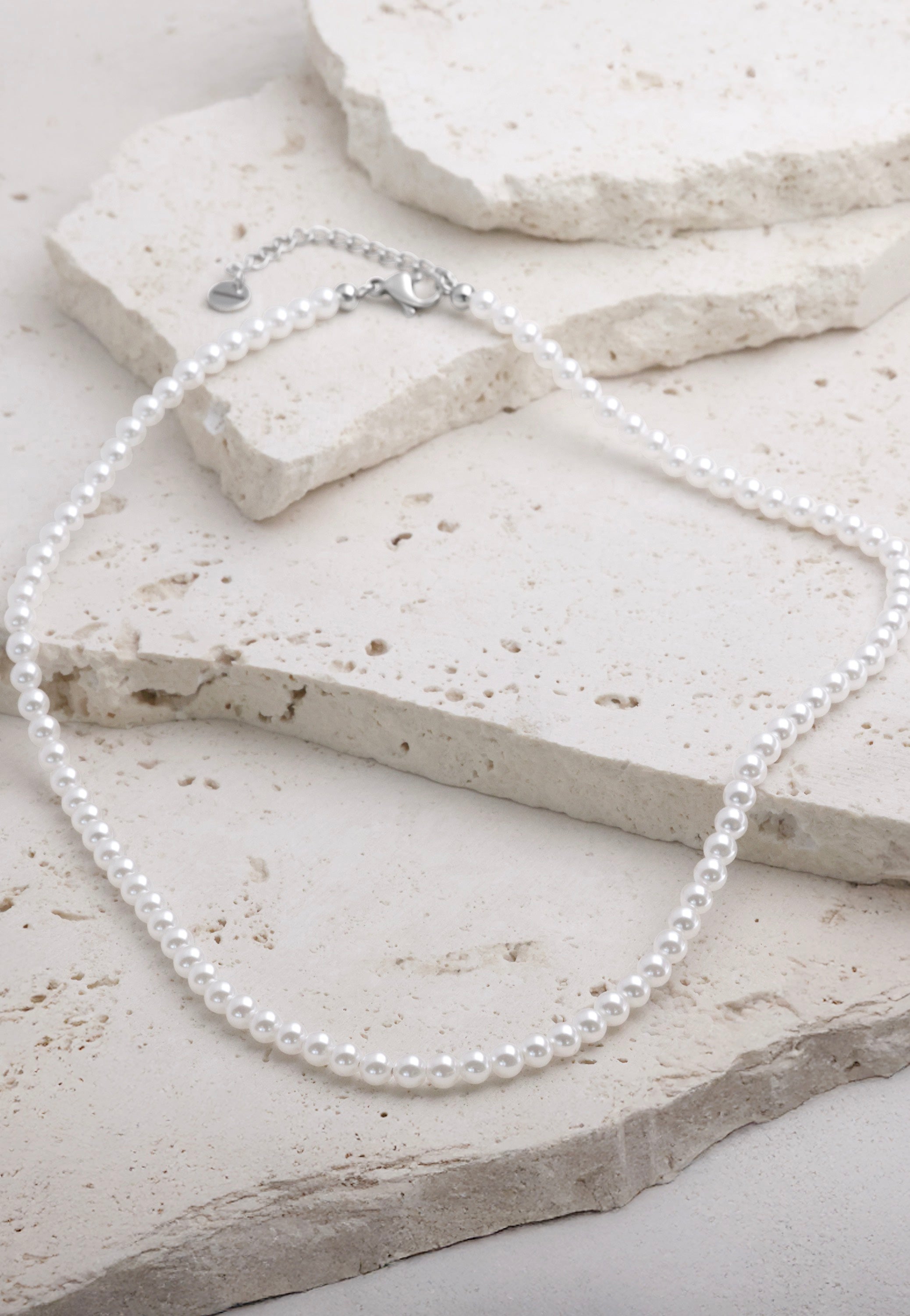 Wildcat - Small Synthetic Pearl Silver - Necklace | Neutral-Image