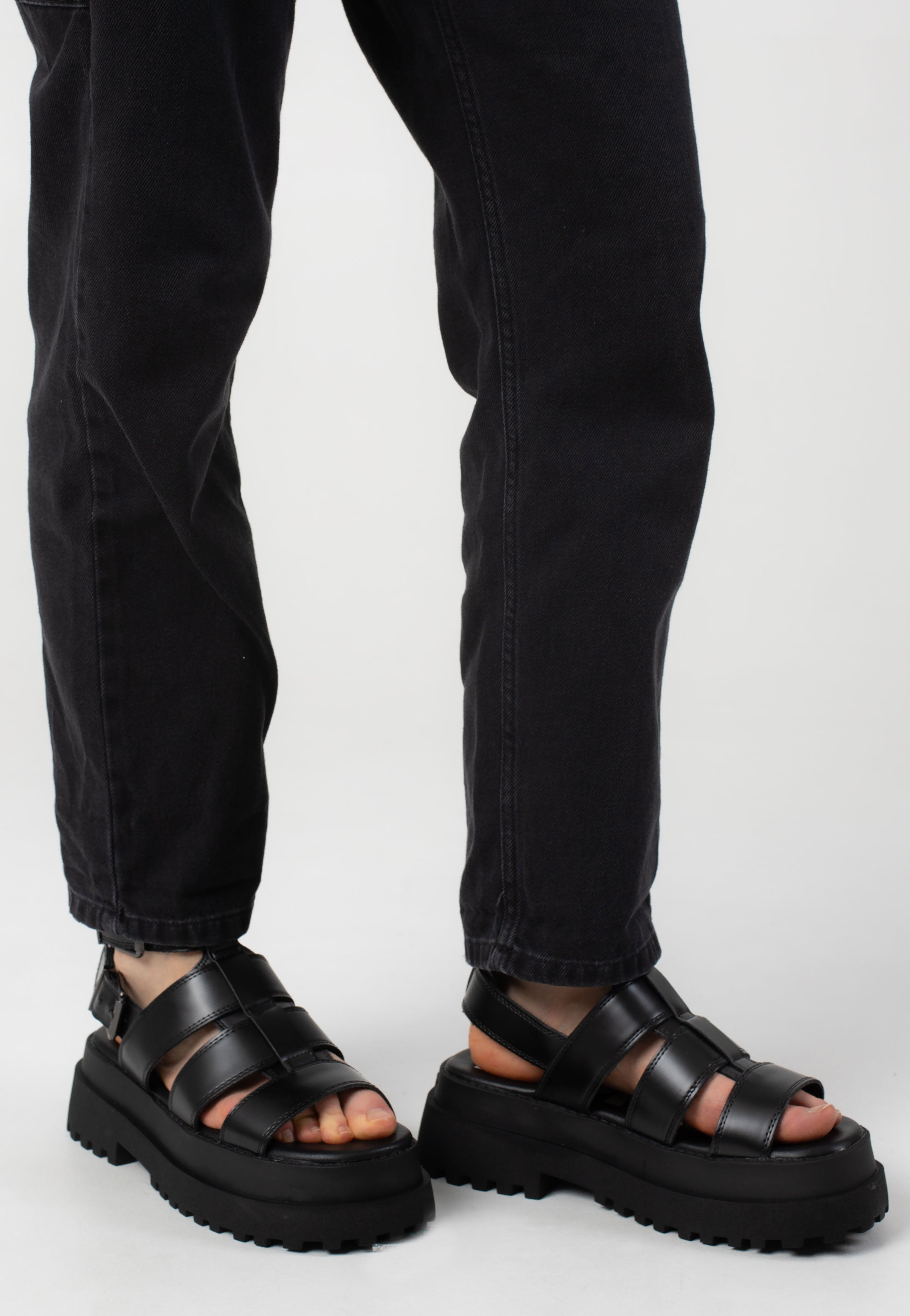 Buffalo - Pluto Vegan Nappa Gld Black - Girl Sandals | Women-Image