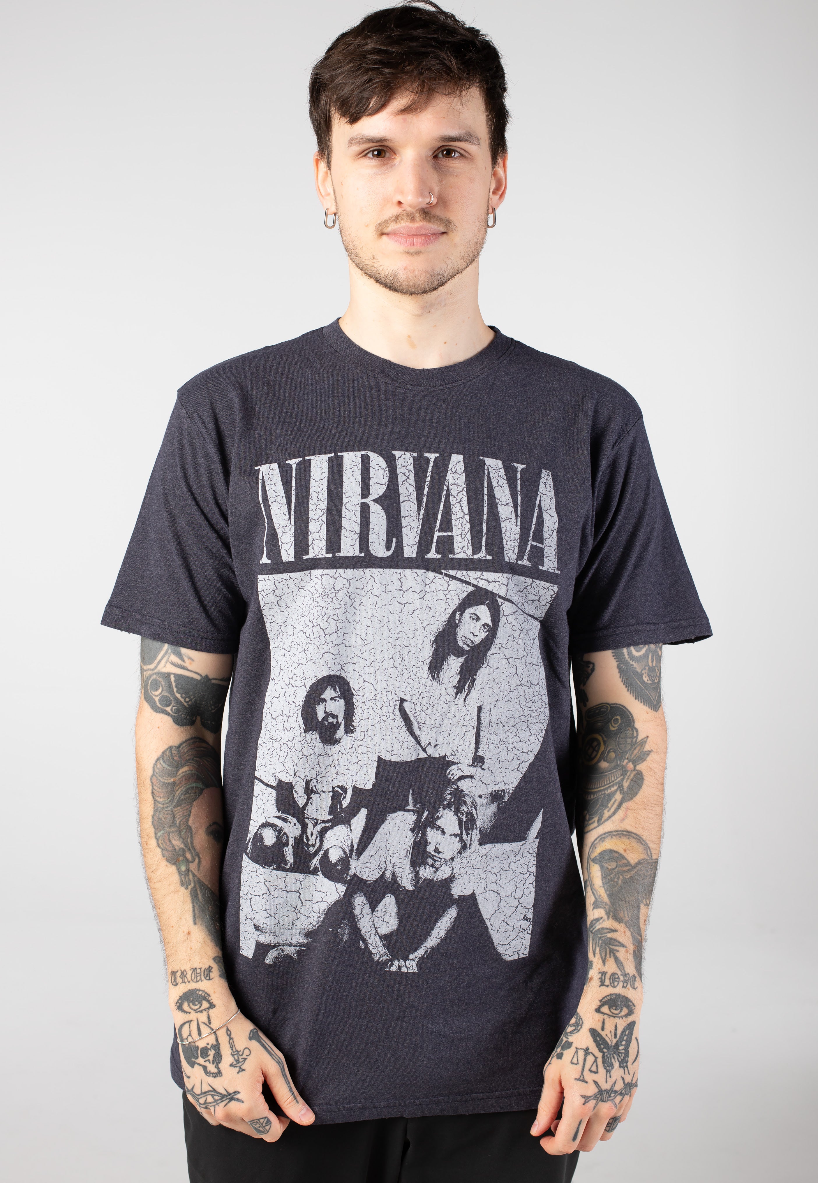 Nirvana Distressed Sitting - T-Shirt | Impericon