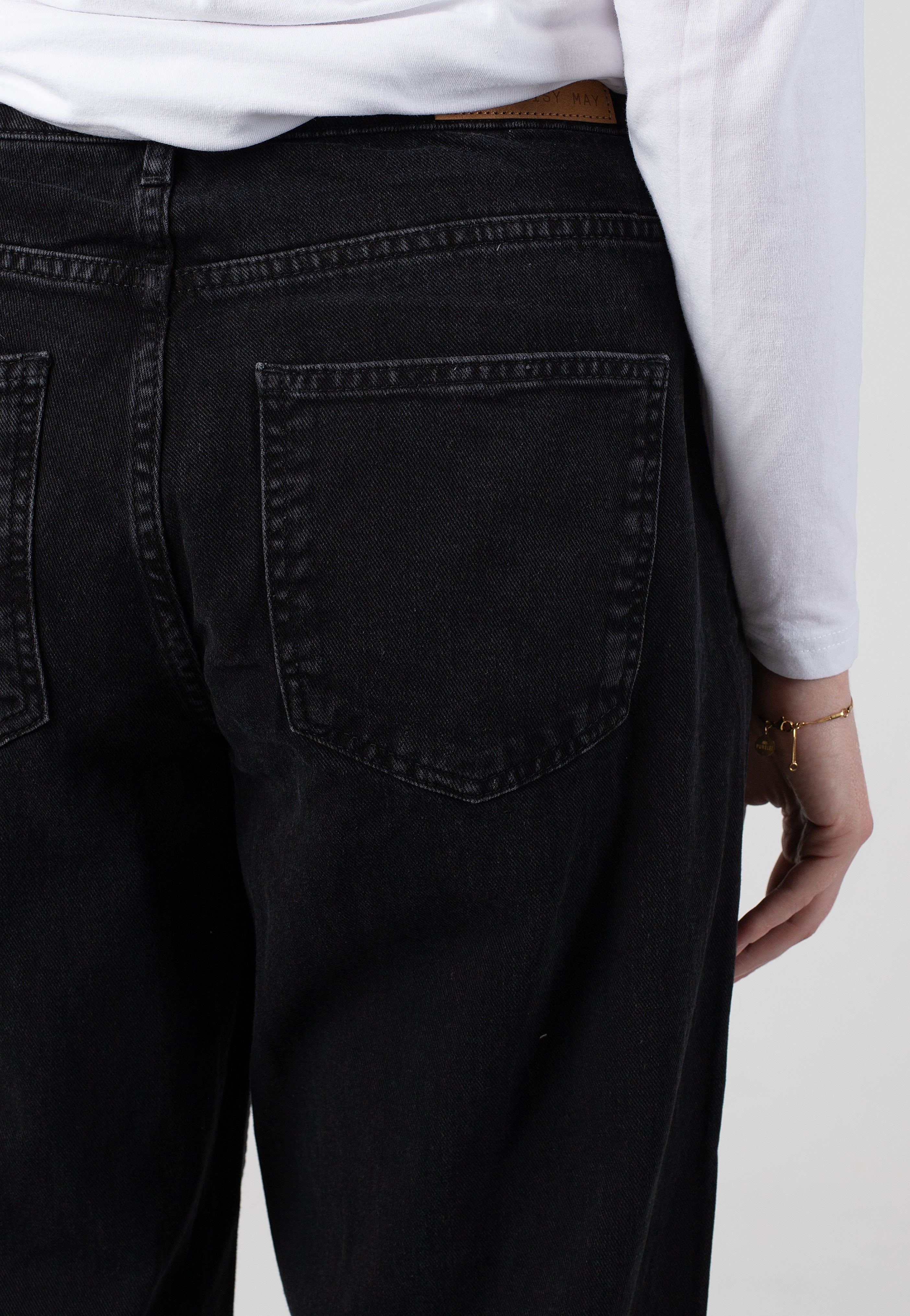 Noisy May - Alexa Reg Black Denim - Jeans | Women-Image