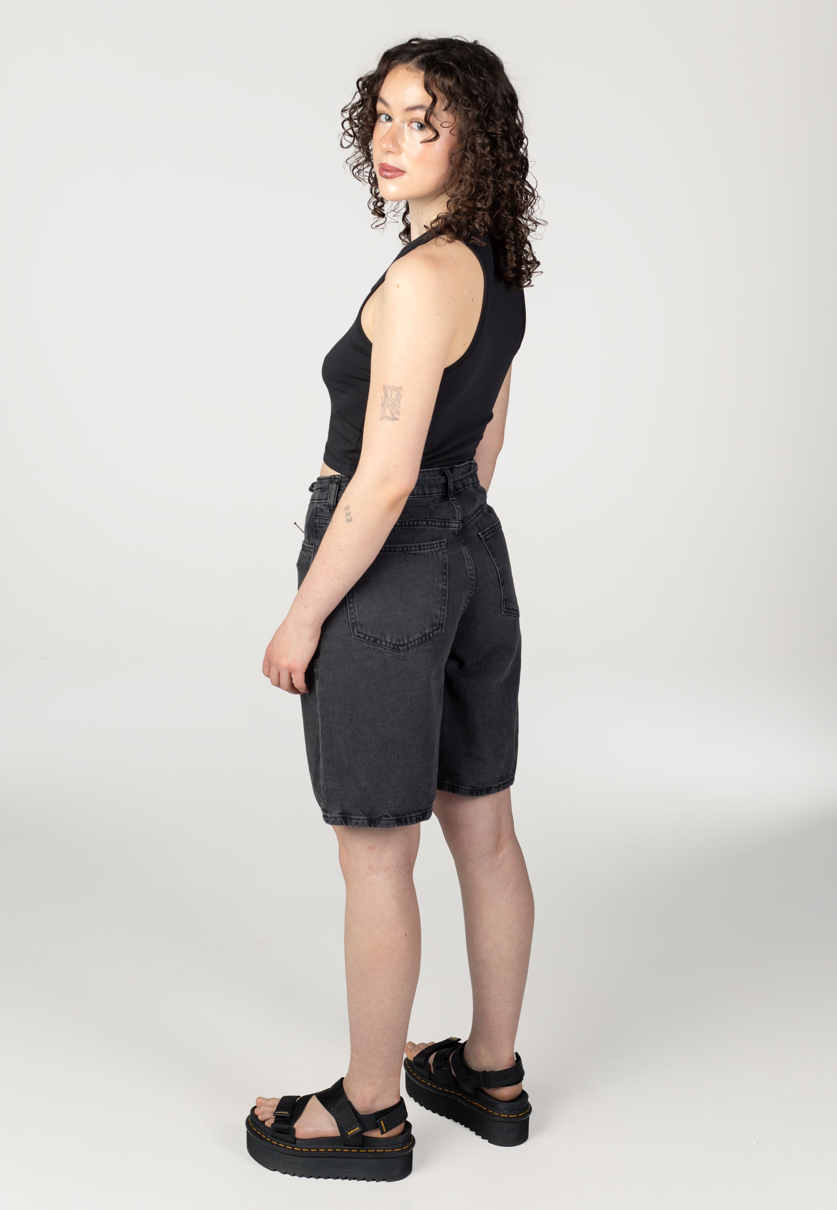 Noisy May - Maisy Loose Black Denim - Shorts | Women-Image