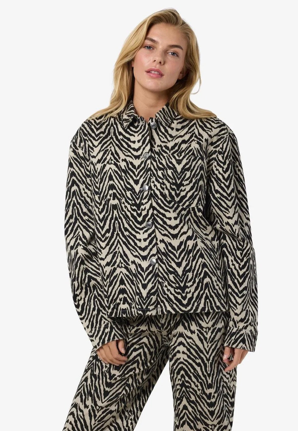Noisy May - Marley Zebra Print Ecru - Jeans Jacket | Women-Image
