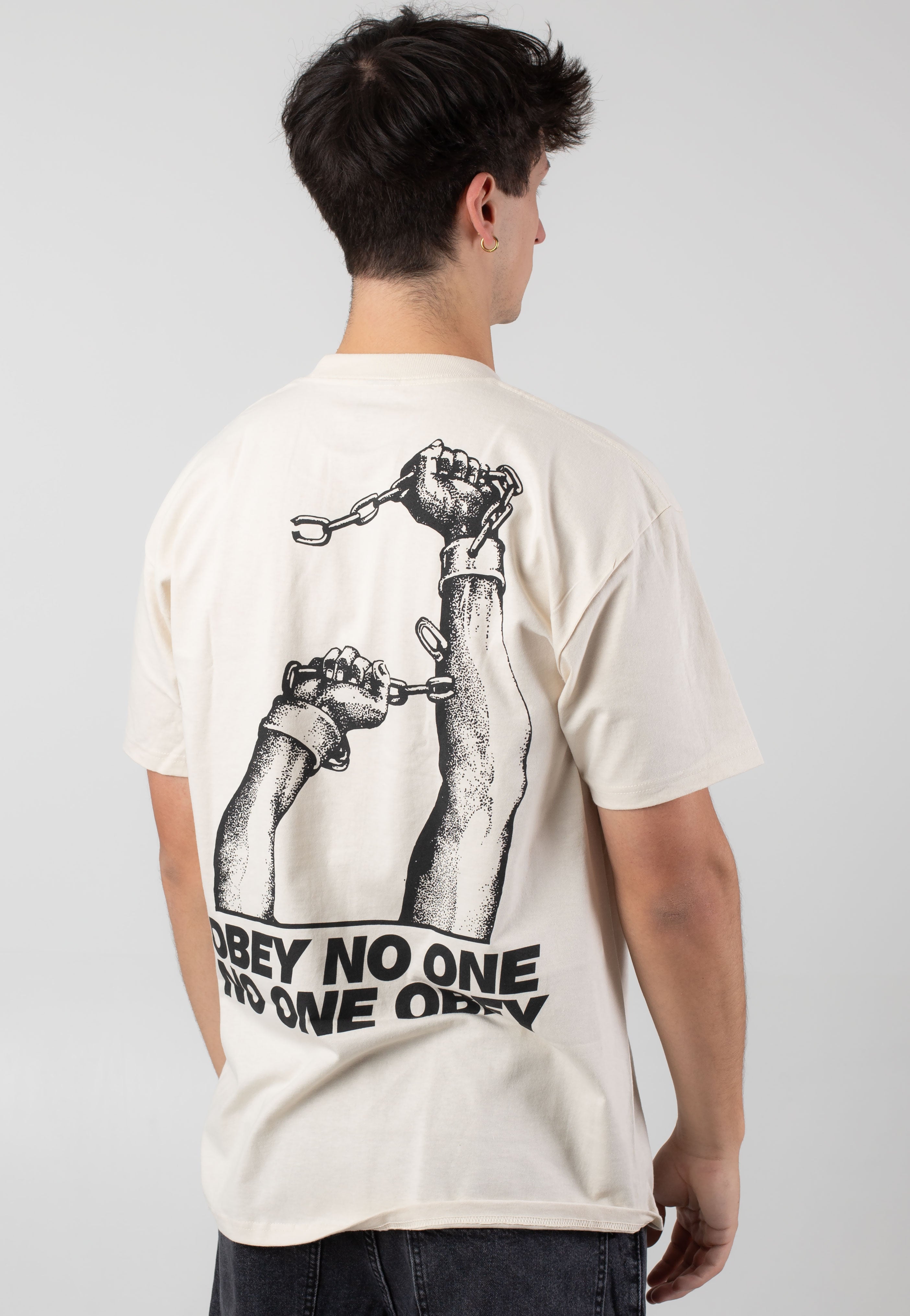 obey_noonecream_tops_tshirt_16