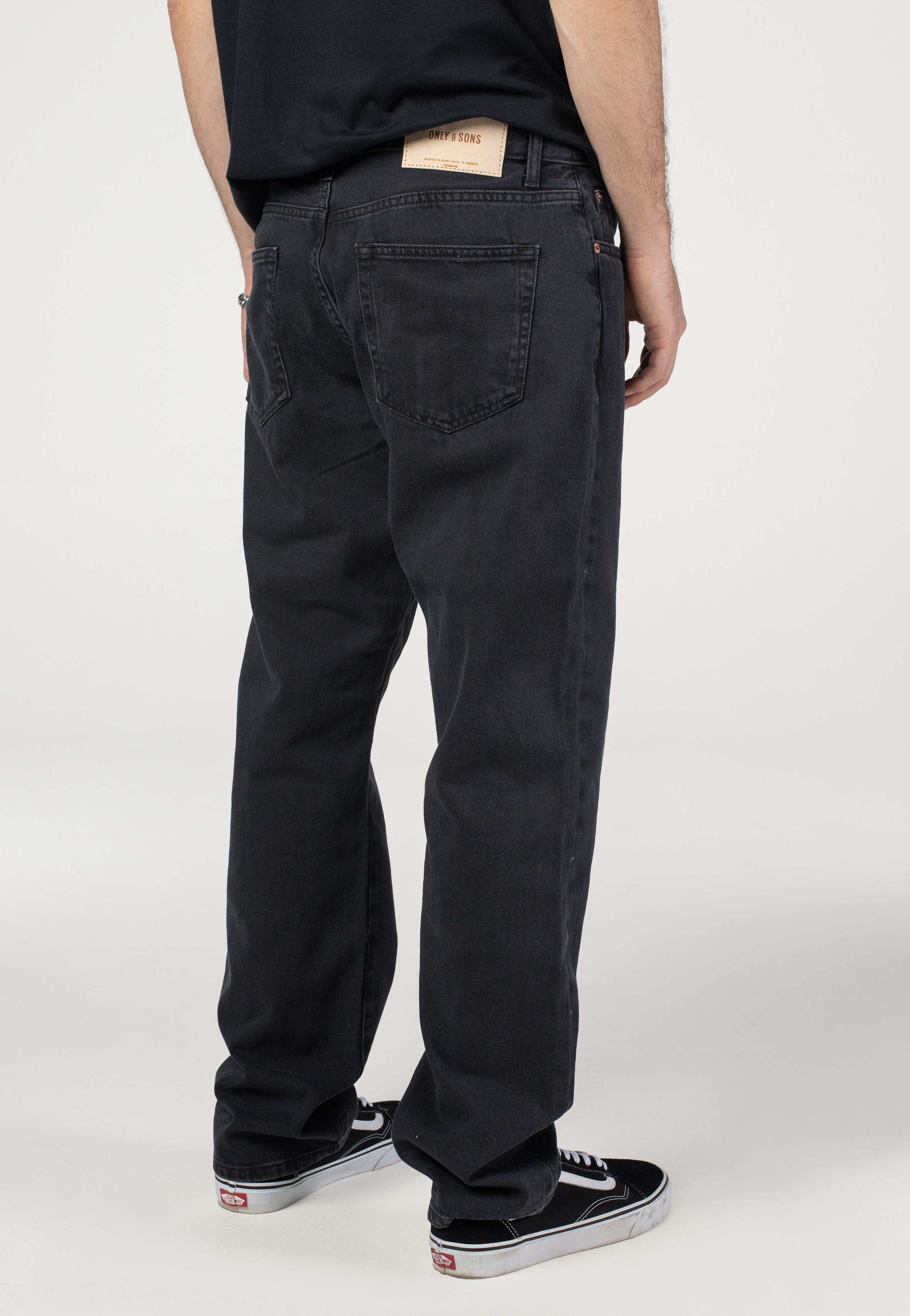 Only & Sons - Edge Straight Washed Black - Jeans | Men-Image
