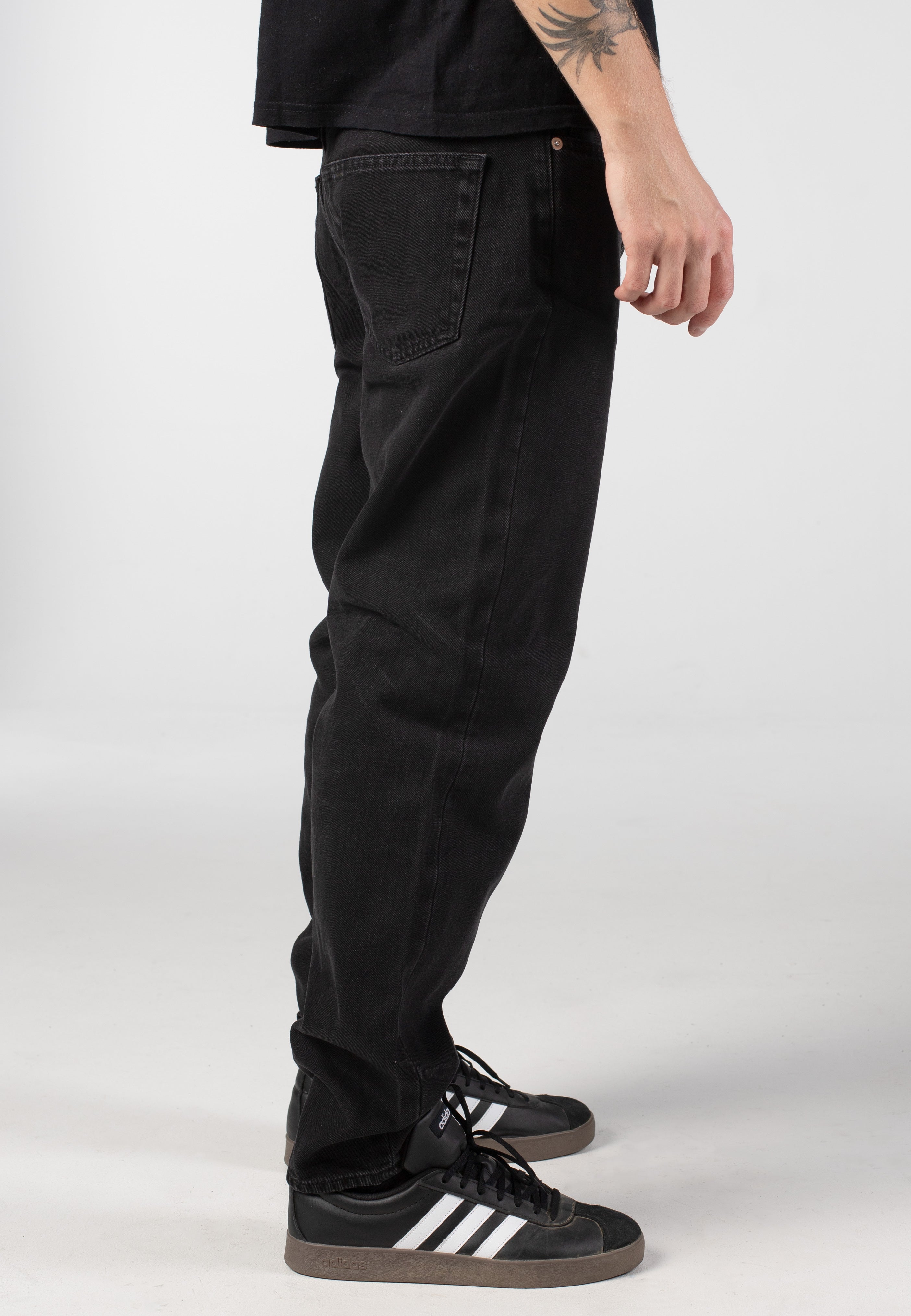 Only & Sons - Tye Loose Tapered Box PimWashed Black - Jeans | Men-Image