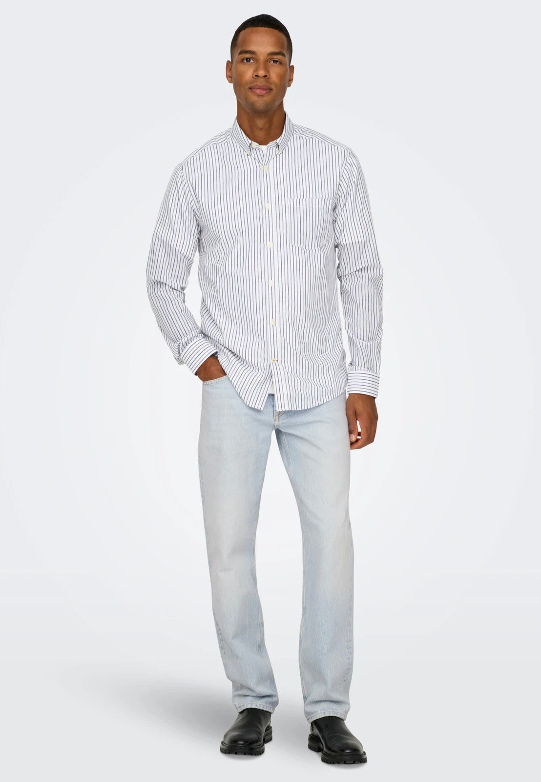 Only & Sons - Edge Straight Light Blue Bleached Denim - Jeans | Men-Image