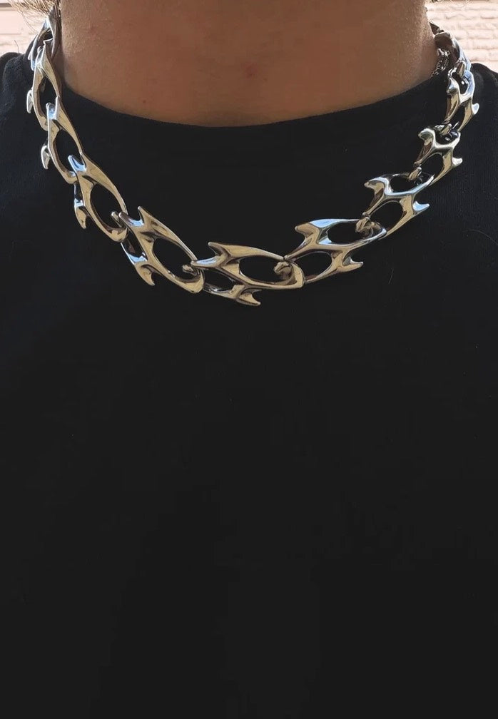 Fainz Ornament Silver Choker | Neutral-Image
