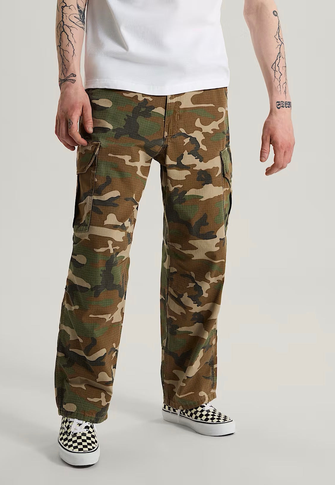 Vans - Para Baggy AOP Cargo Aluminum Camo - Pants | Men-Image