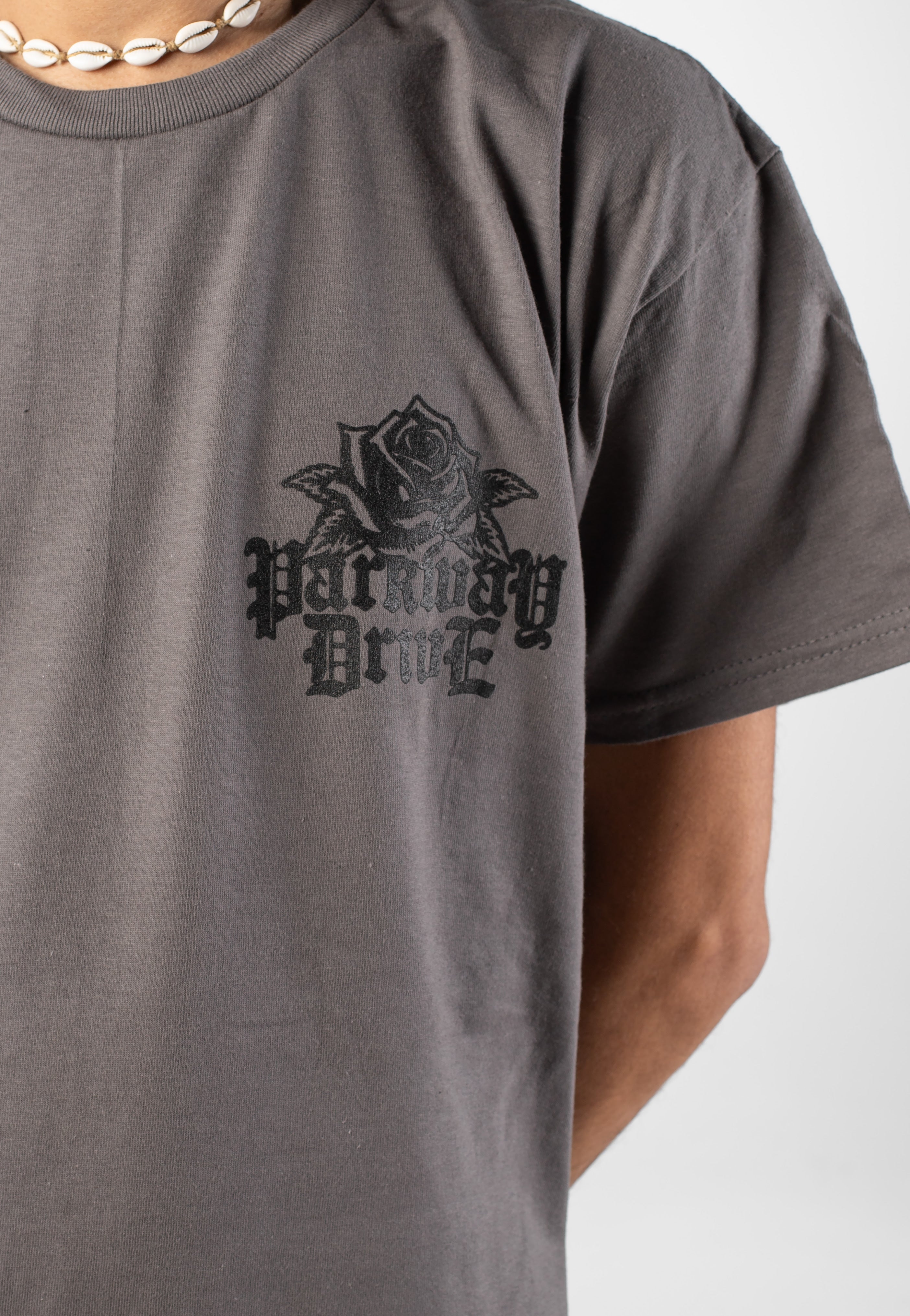 Parkway Drive - Chronos Rose Charcoal - T-Shirt | Men-Image