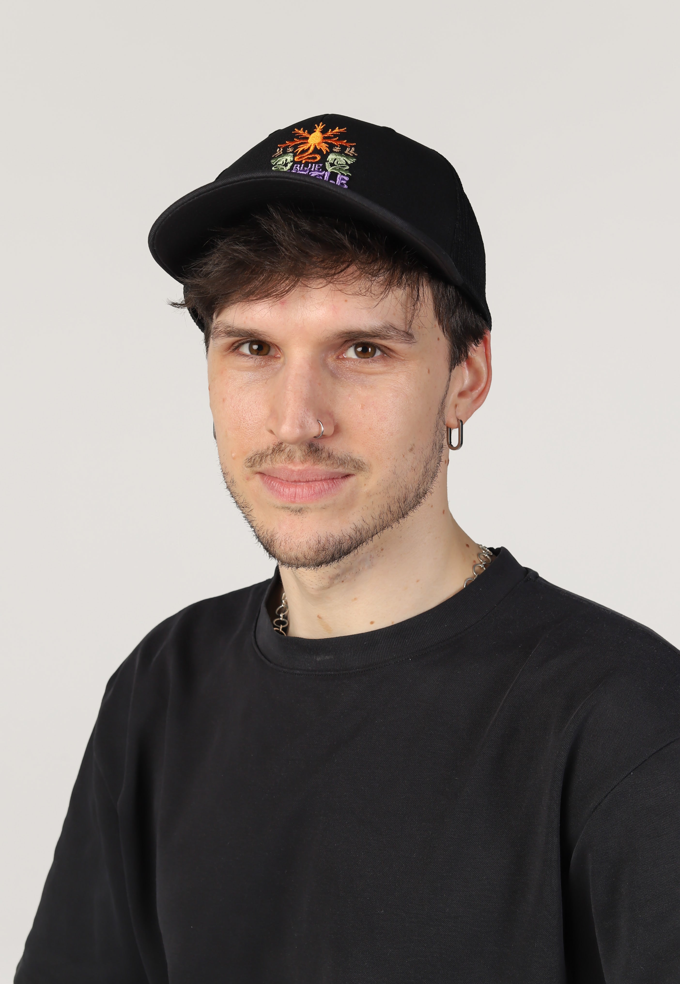 Picture - Kuldo Black - Cap | Neutral-Image