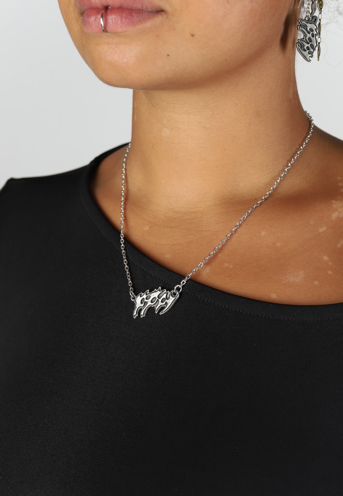 Poppy Logo Collana | Neutral-Image