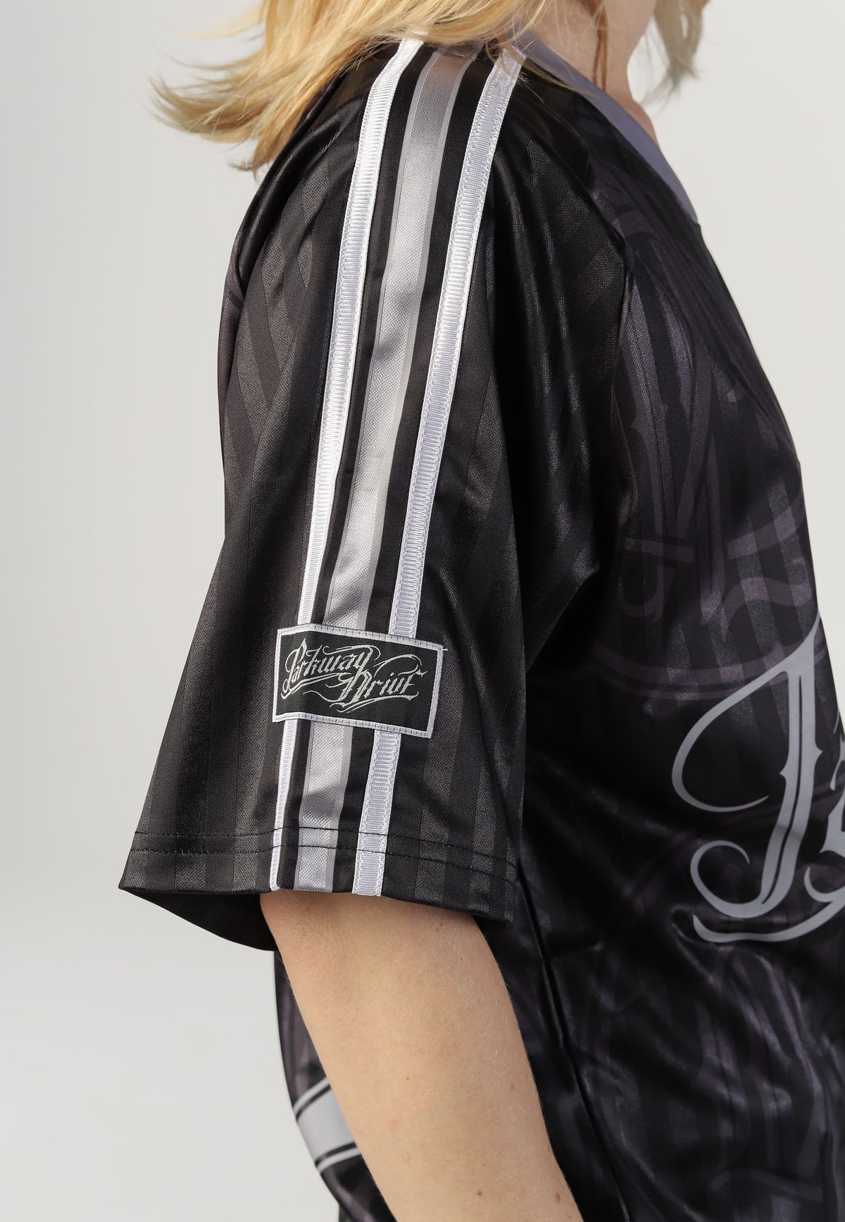 Parkway Drive Heritage Jersey | Women-Image