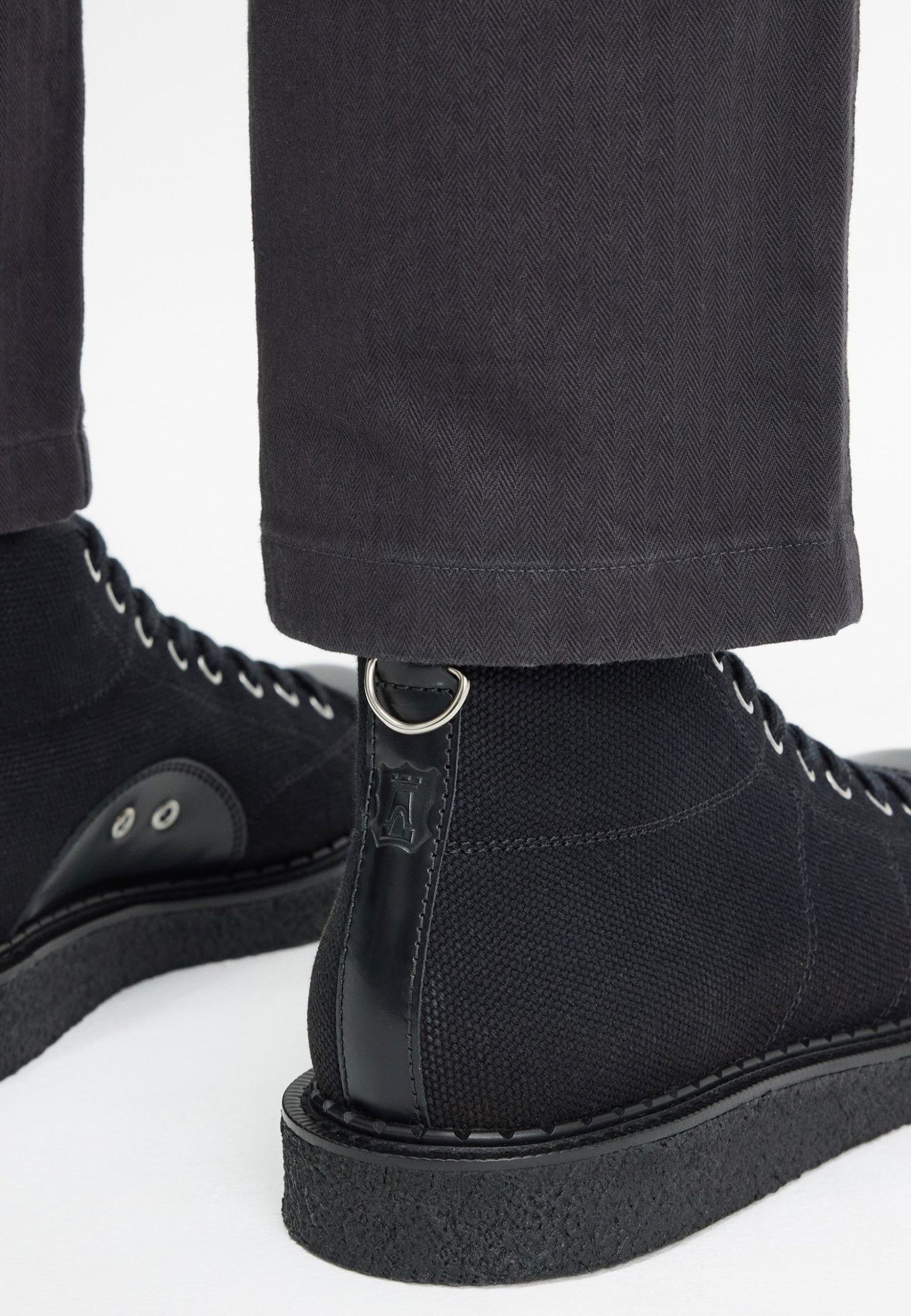 Fred Perry x George Cox - Heavy Canvas Monkey Black - Shoes | Neutral-Image