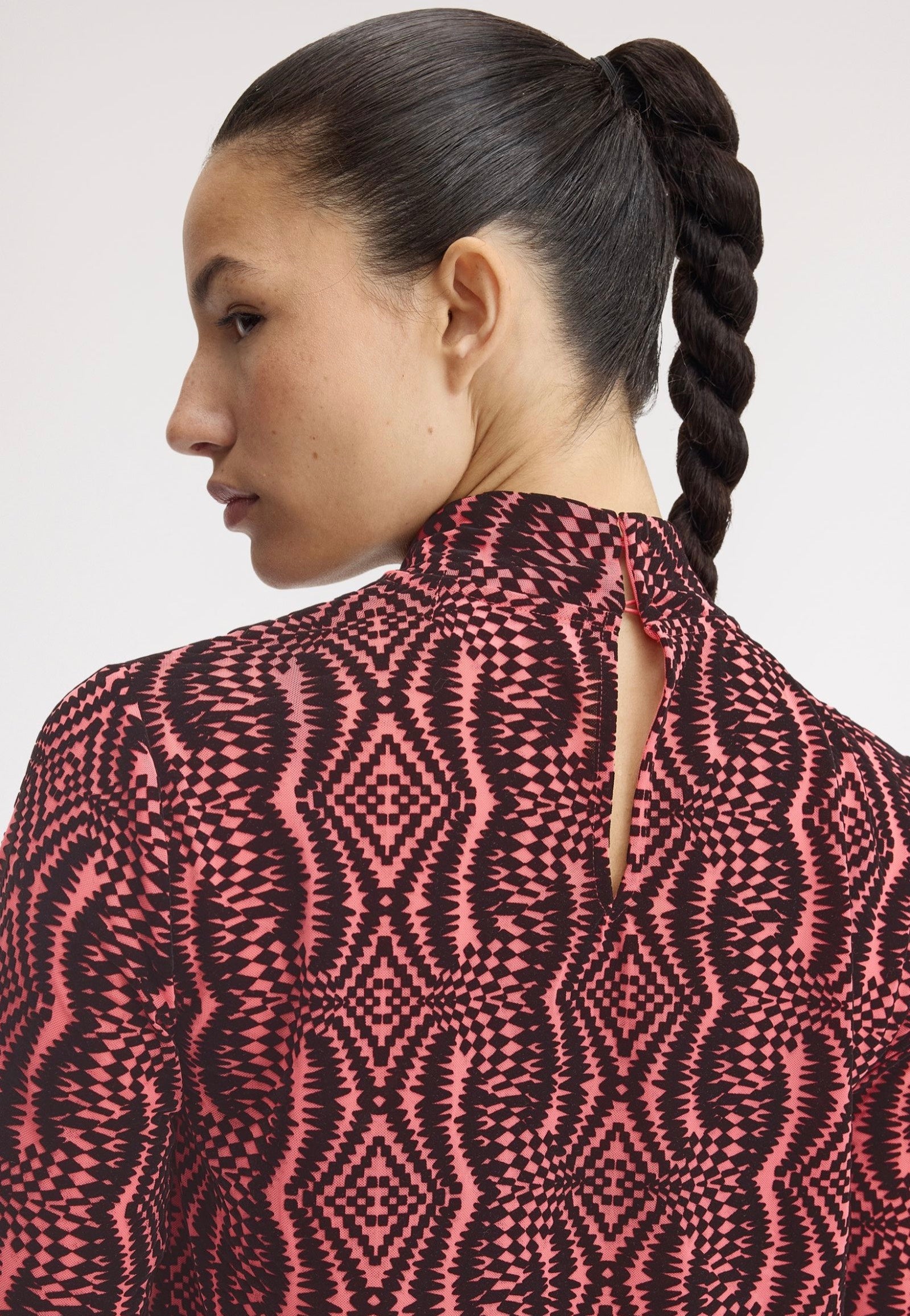 Fred Perry x Amy Winehouse - Flock Print Mesh Flamingo Tan - Top | Women-Image