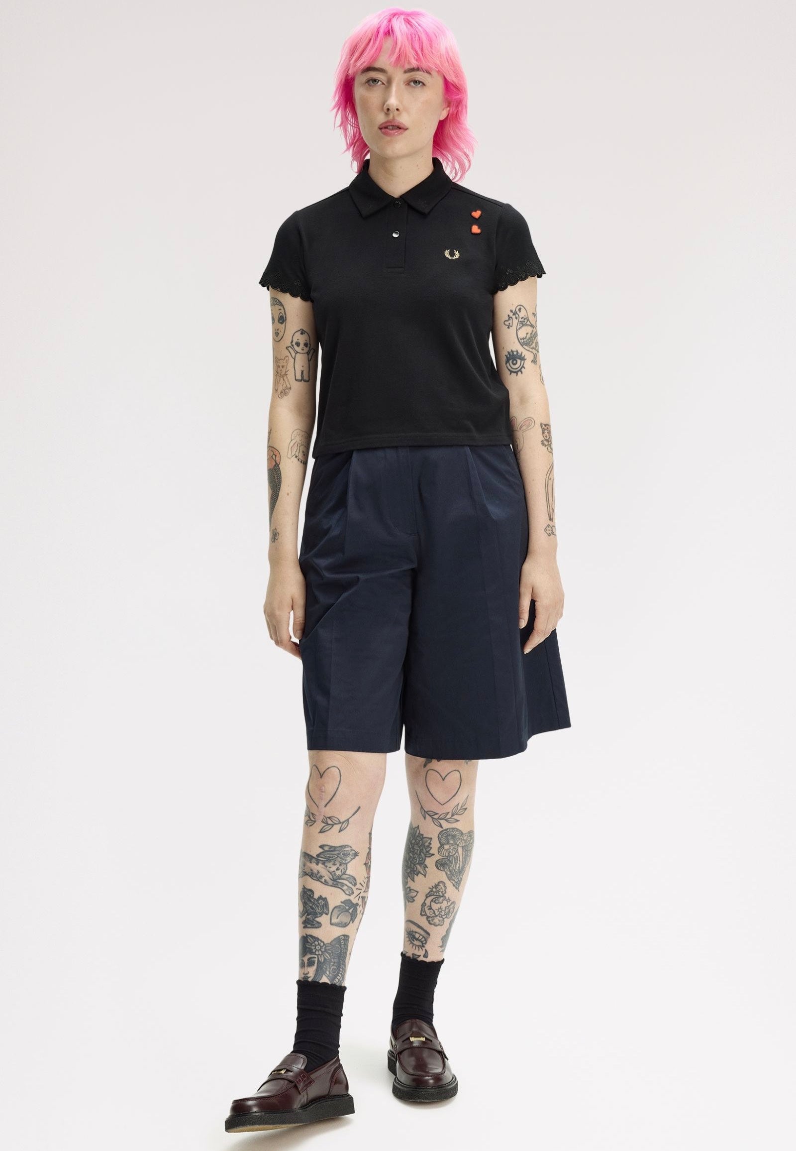 Fred Perry x Amy Winehouse - Embroidered Detail Black - Polo | Women-Image