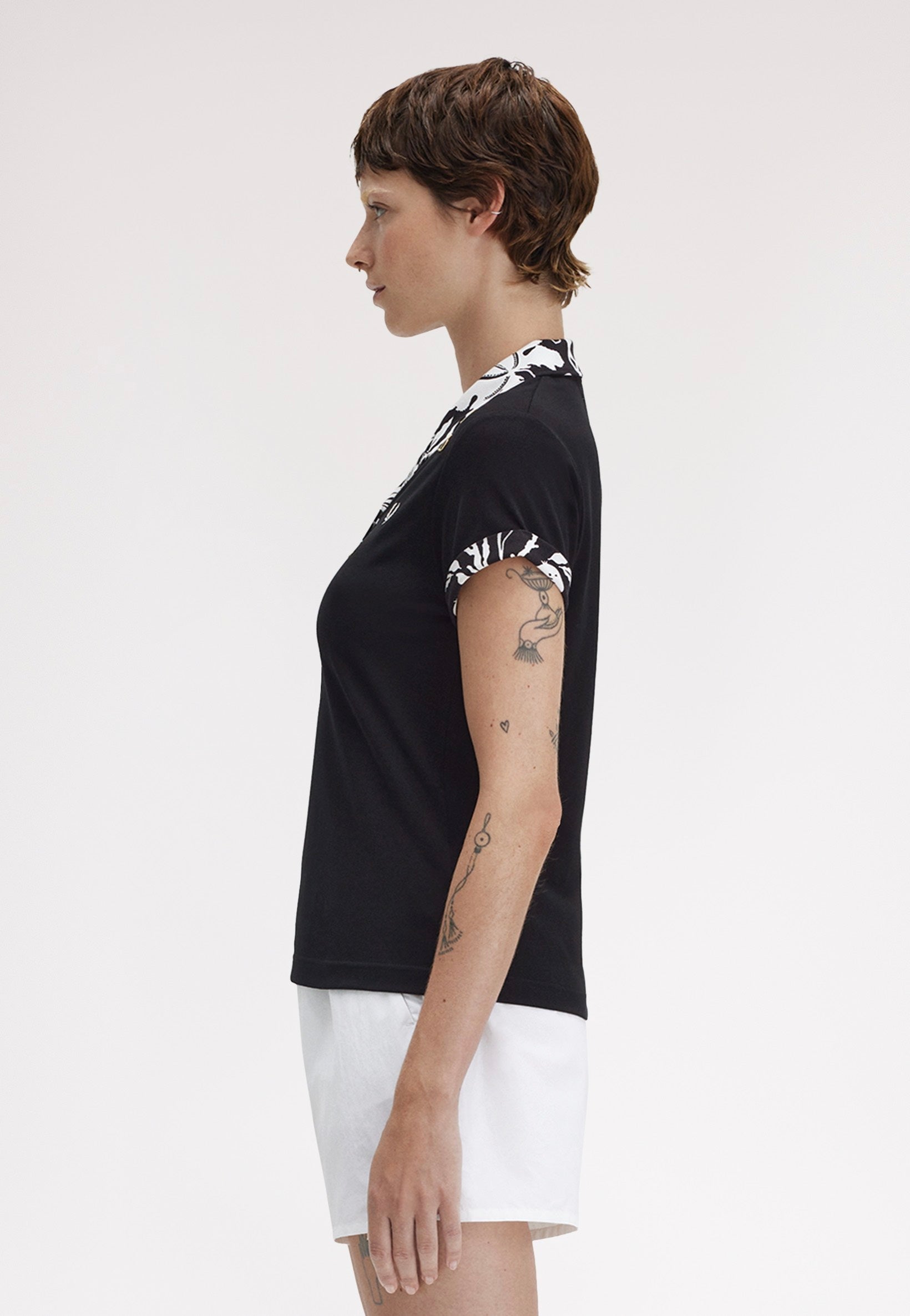 Fred Perry x Amy Winehouse - Printed Trim Black - Polo | Women-Image