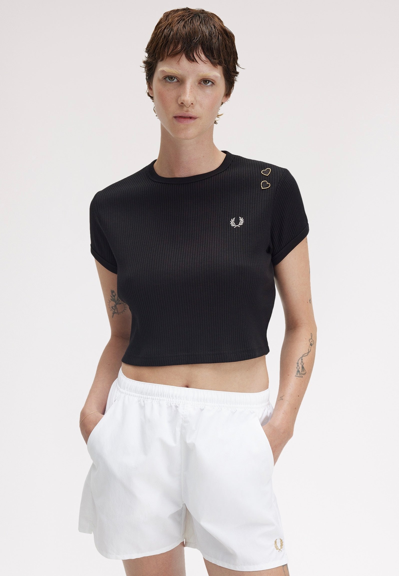 Fred Perry x Amy Winehouse - Ribbed Black - T-Shirt | Women-Image