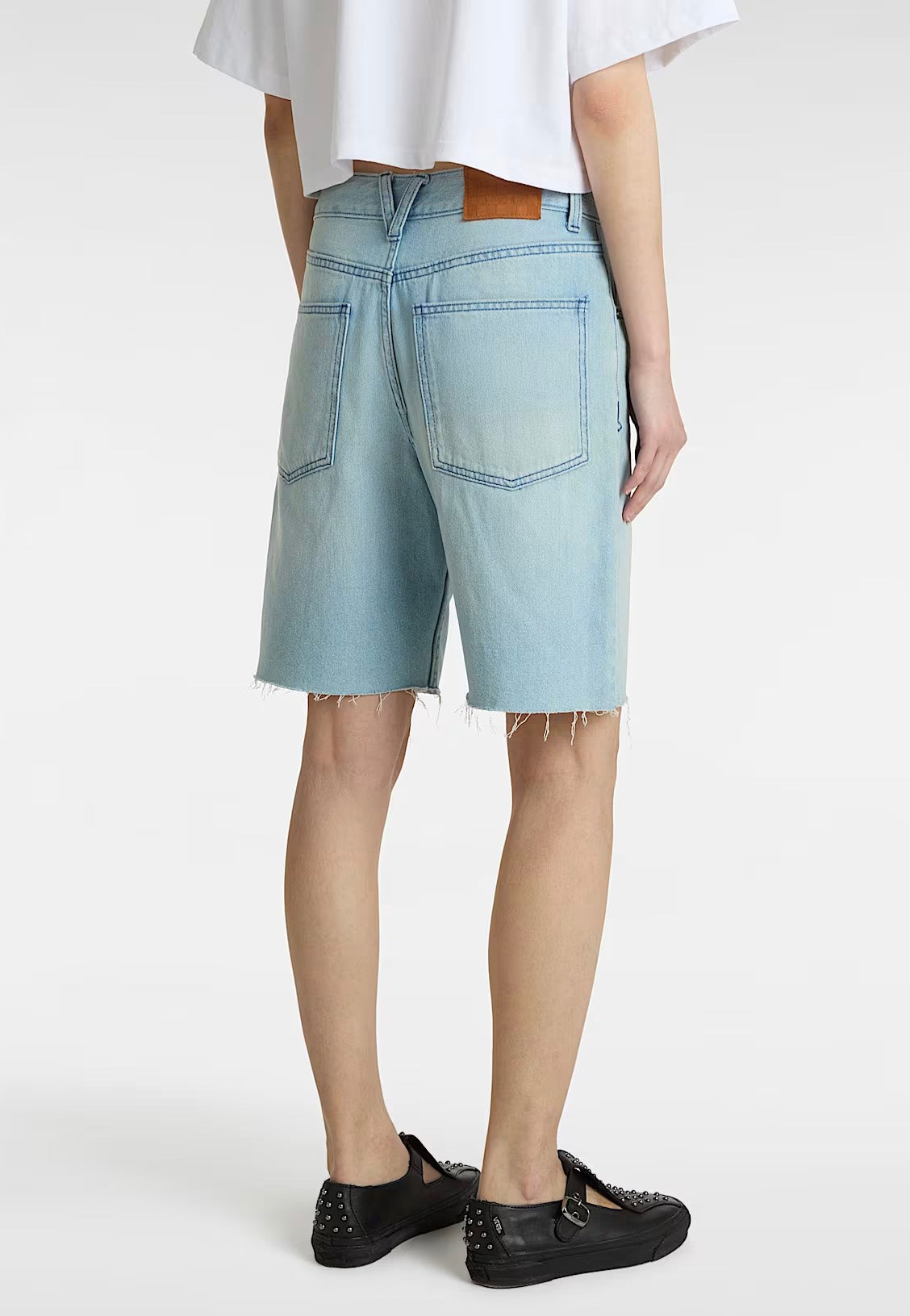 Vans - Sirelle Cut-Off Jorts Light Stonewash - Shorts | Women-Image